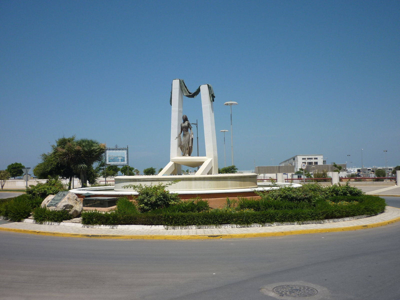 Monumento a Rocío Jurado, por WillyFog
