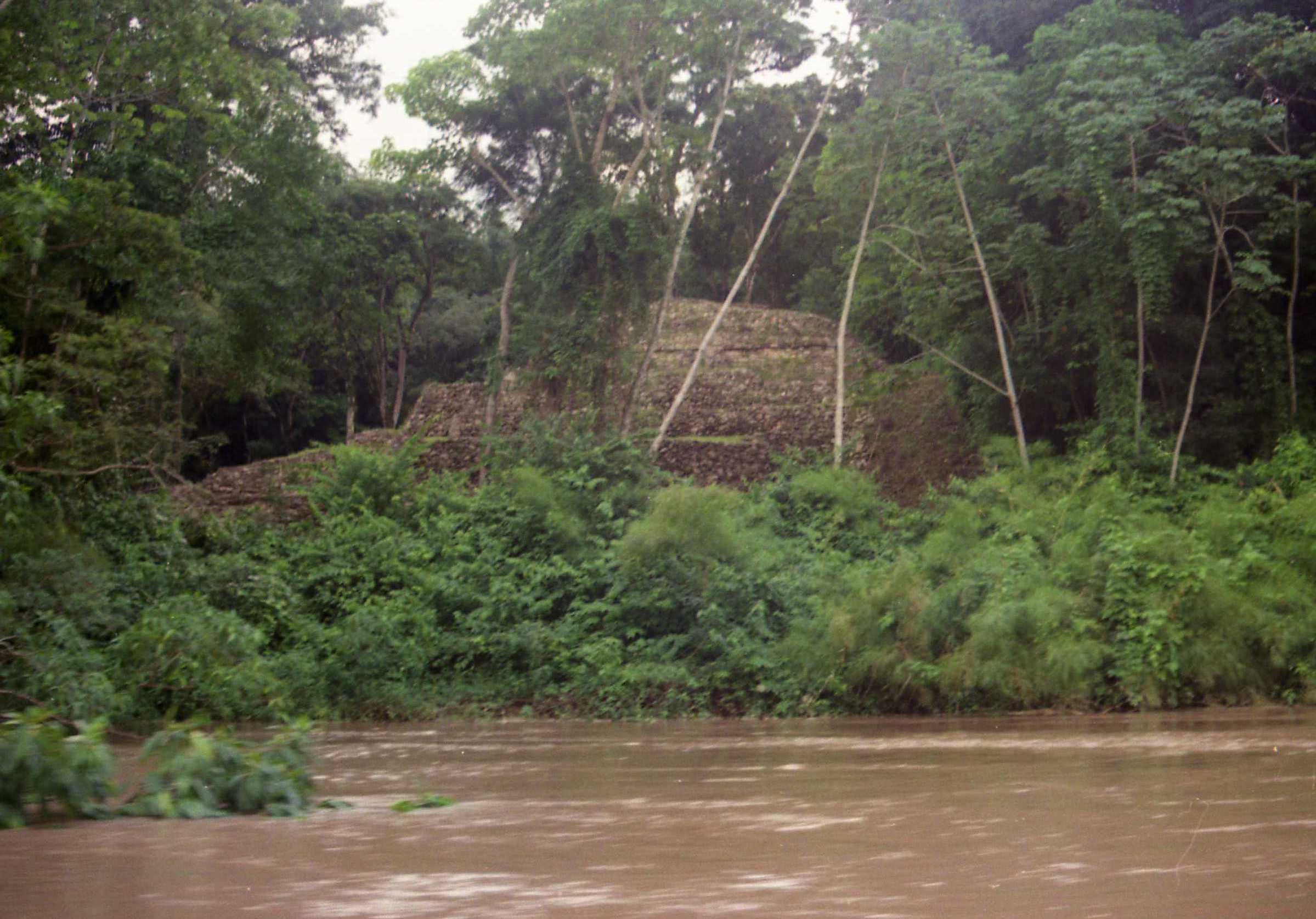 Ruinas de Yaxchilán, por Héctor mibauldeblogs.com