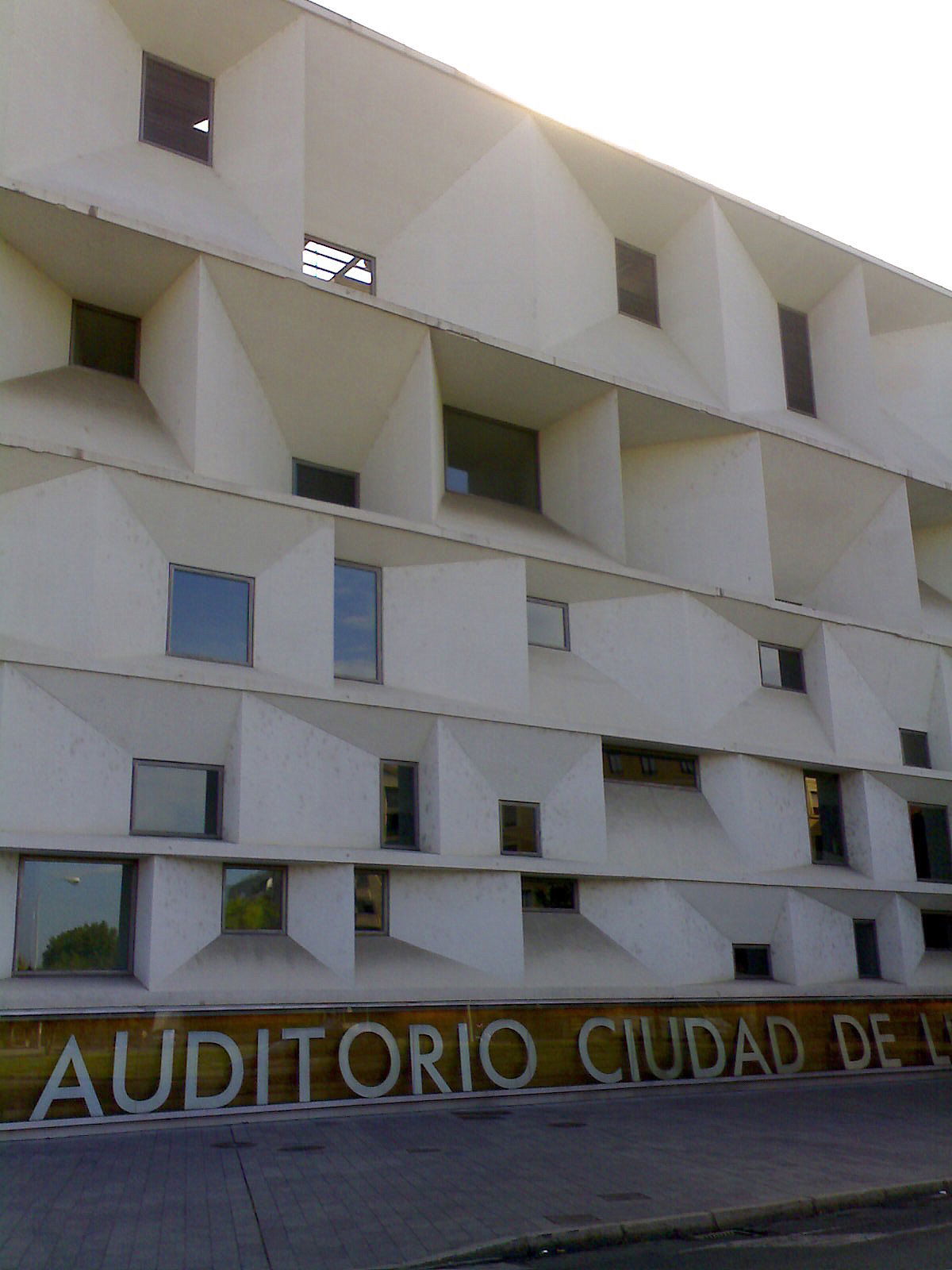 Auditorio Ciudad de León, por Lala