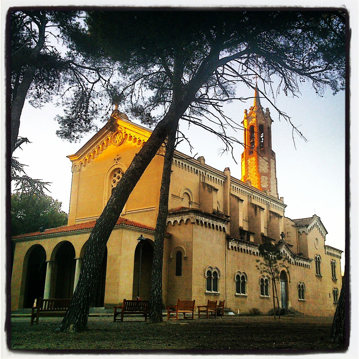 Santuario Mare de Déu de la Salut, por Dónde vamos Eva