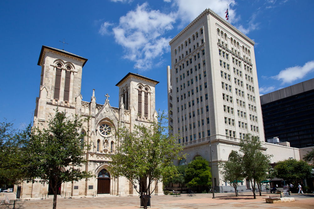 Catedral de San Fernando, por Zai Aragon