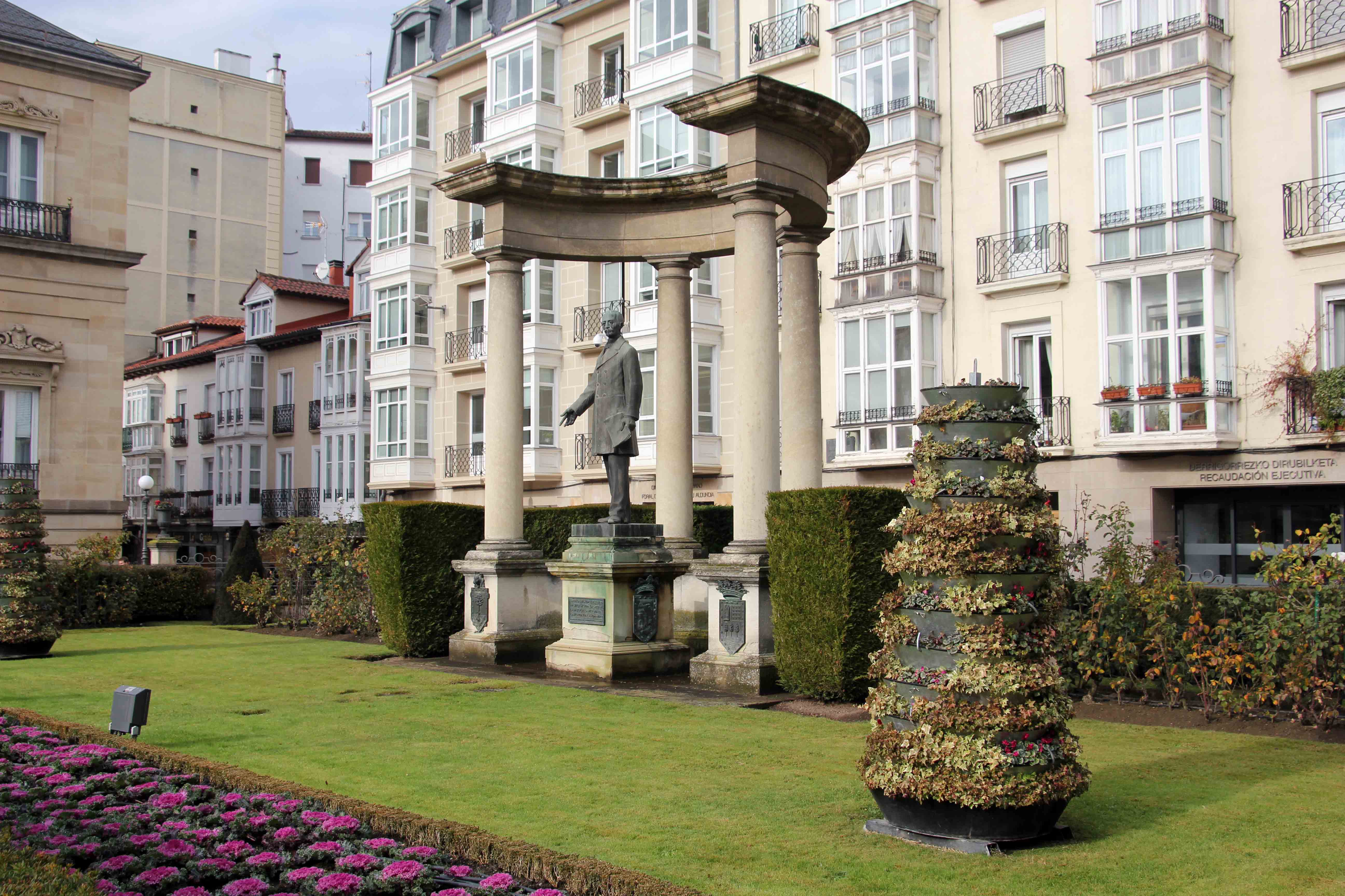 Palacios en Vitoria-Gasteiz un viaje por la historia y la elegancia