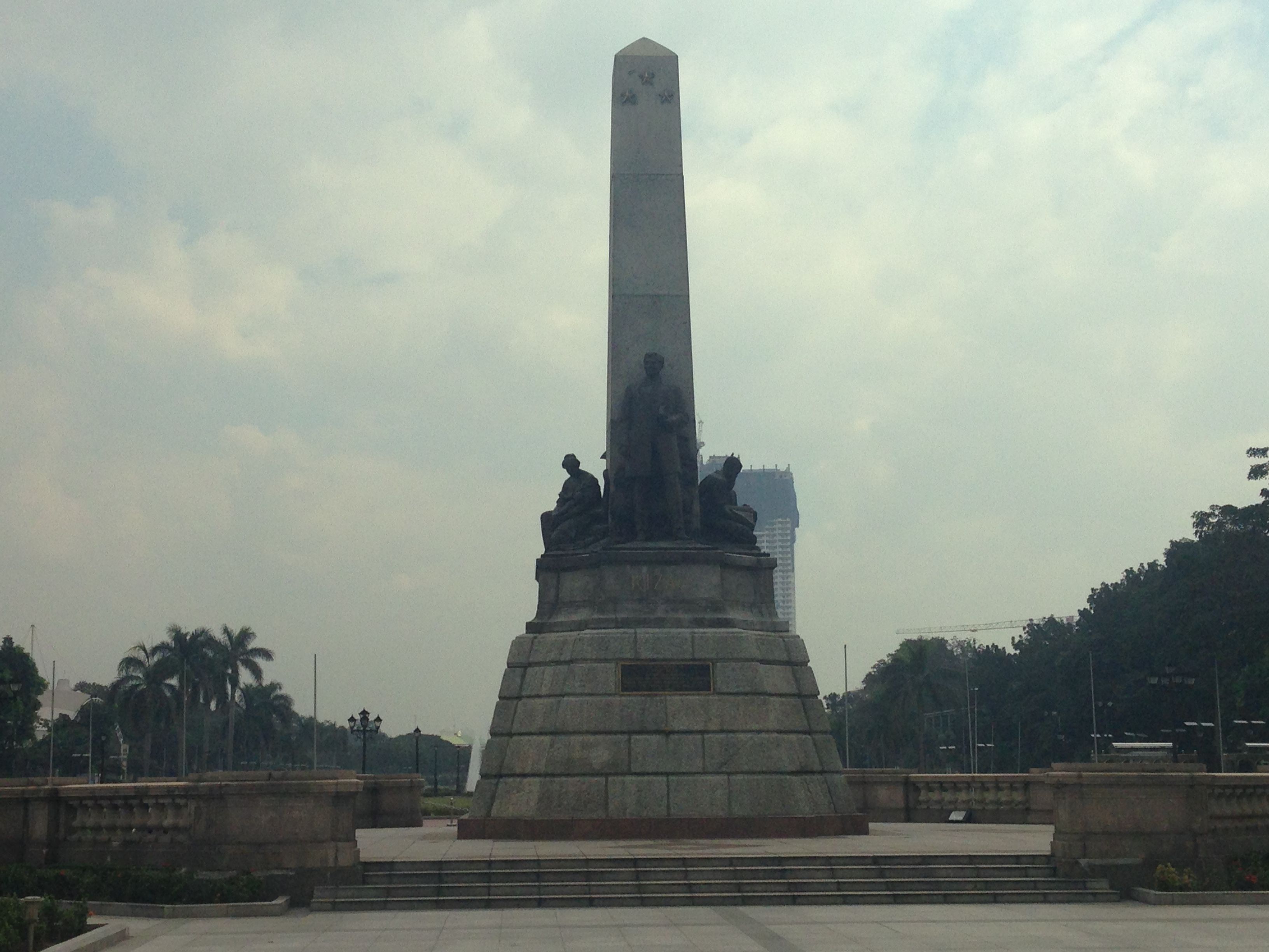 Monumento a José Rizal Manila, por Fernando Rutia