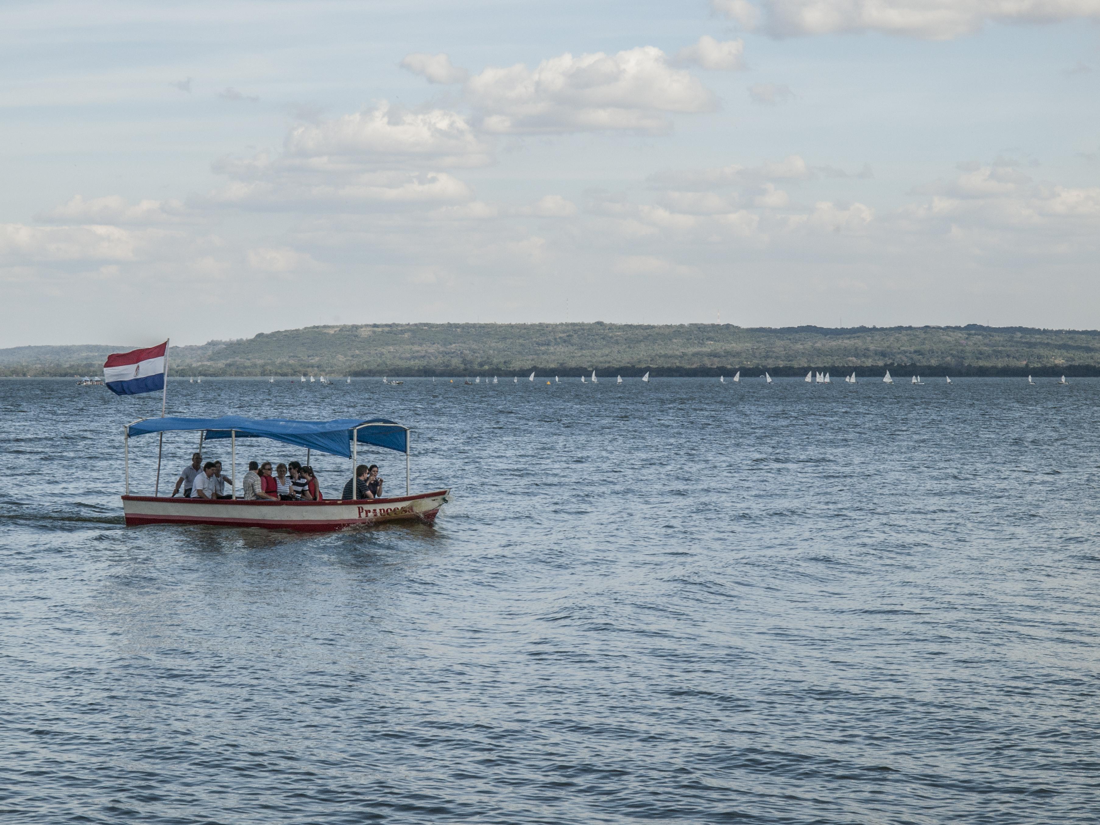 Lago Ypacaraí, por Nelson Lopes