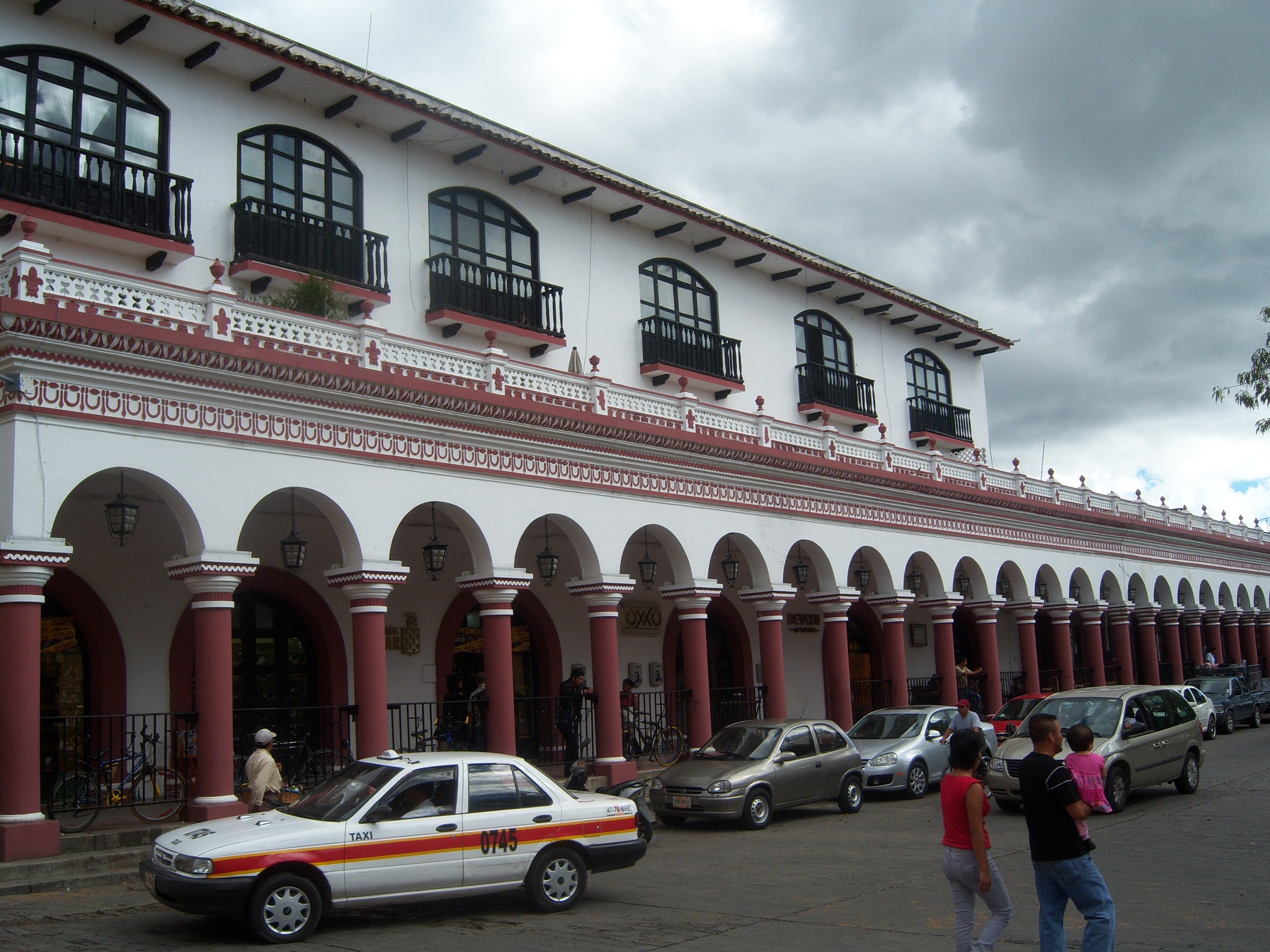 Los Portales en San Cristóbal de las Casas en San Cristóbal de Las Casas: 4  opiniones y 8 fotos