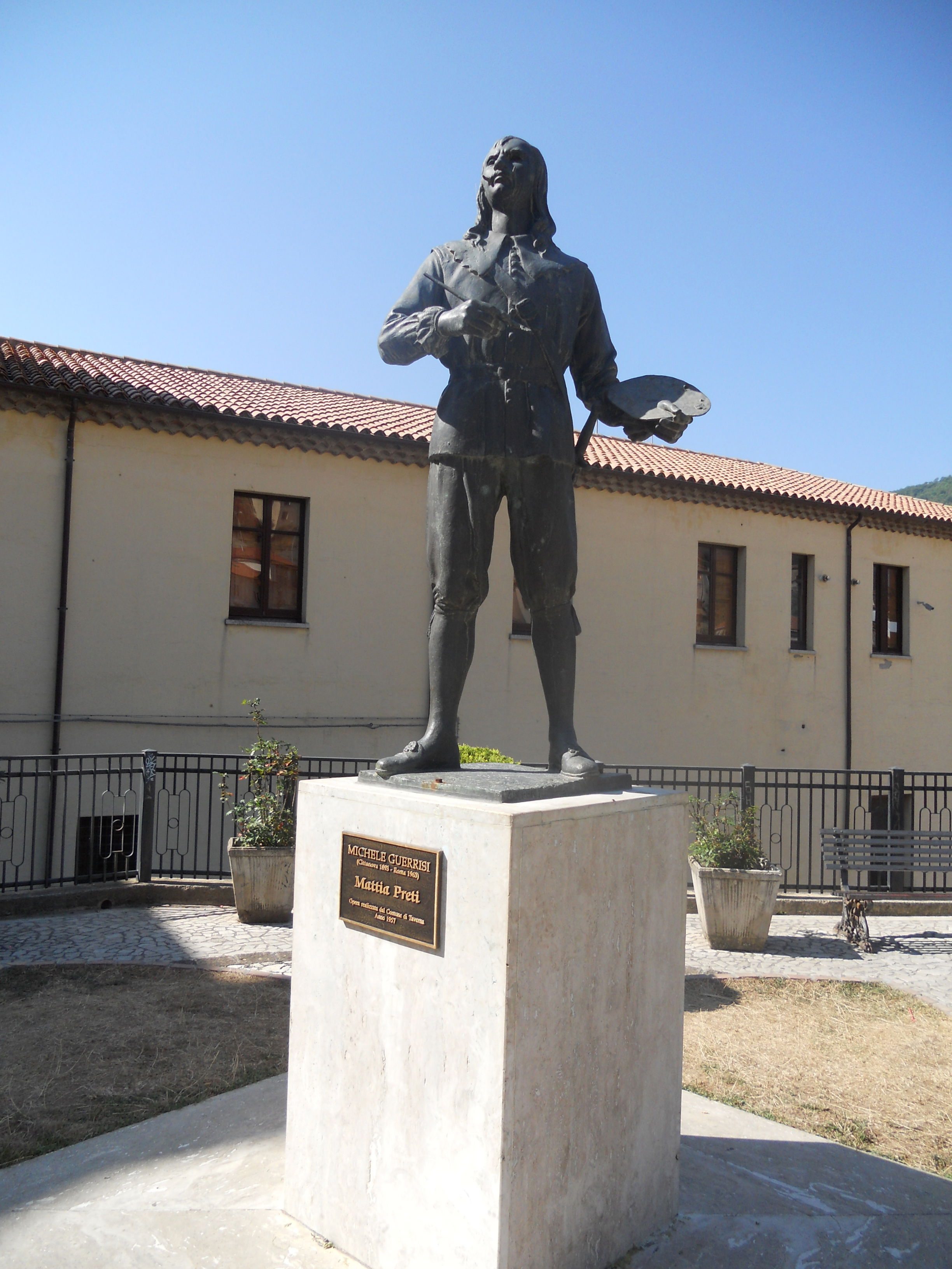 Monumento Mattia Preti, por Azzonzo