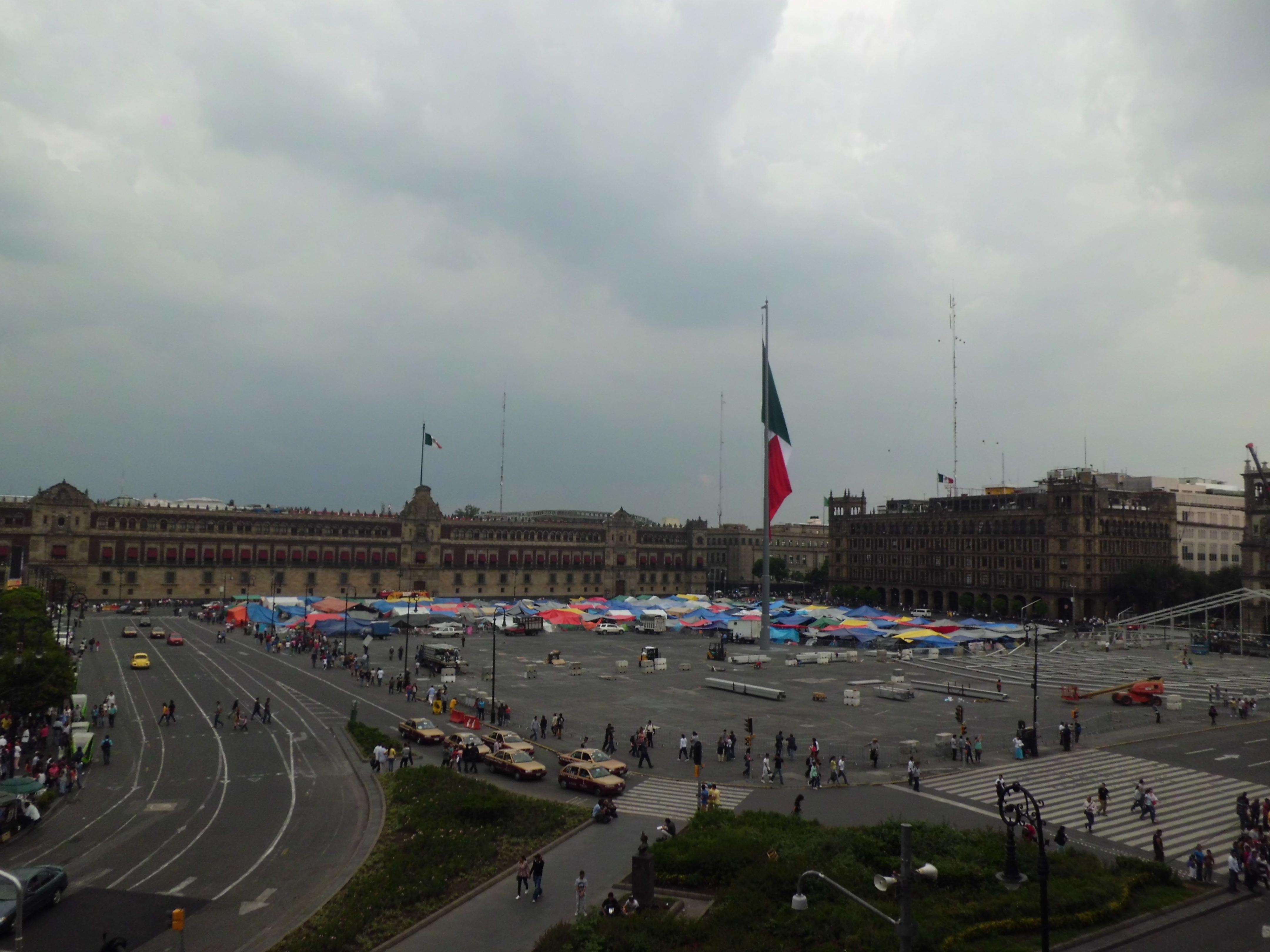 Plaza de la Constitución, por Pita Hernandez