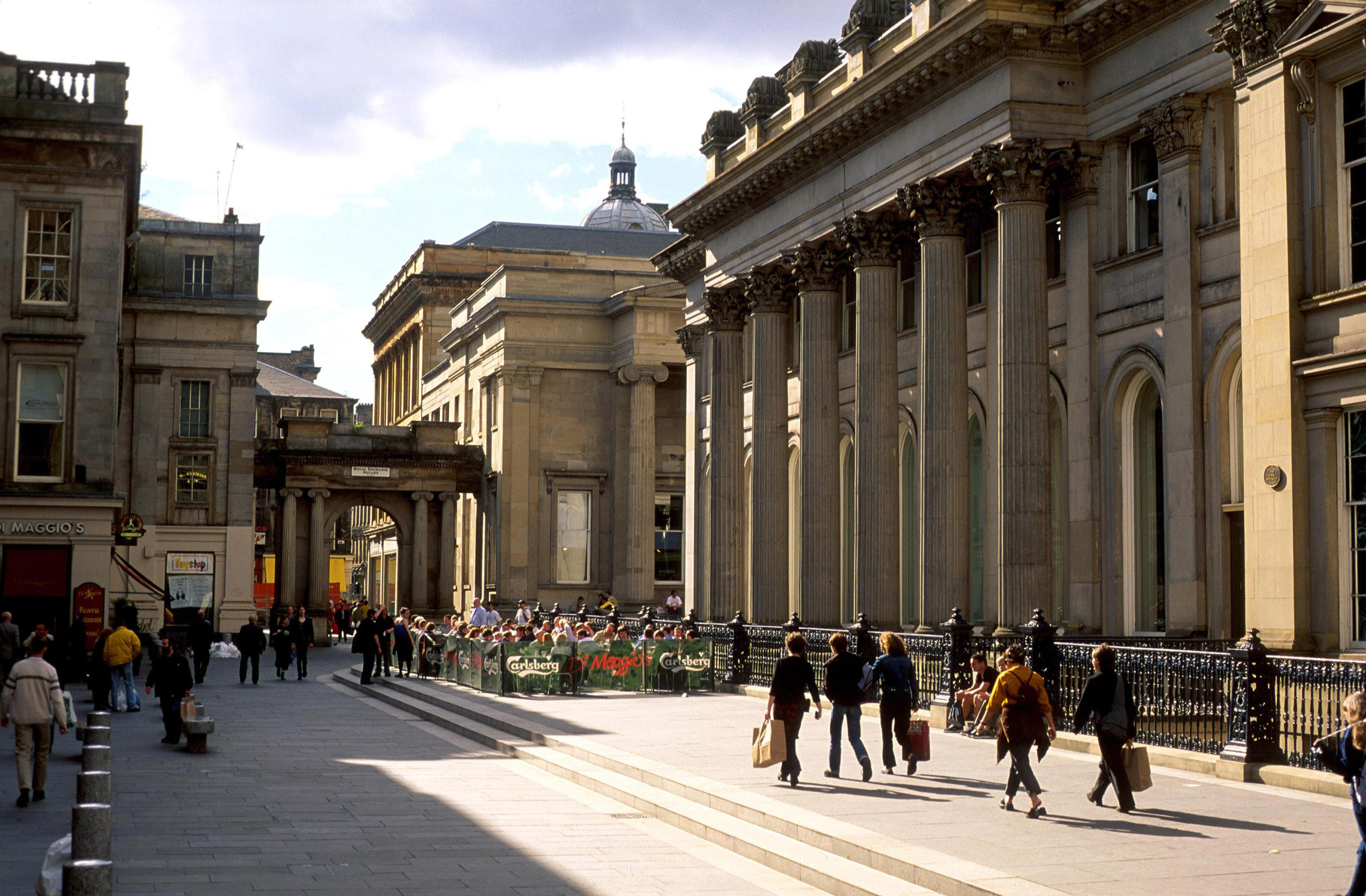 Fiestas en Glasgow: un viaje por cultura, música y emociones