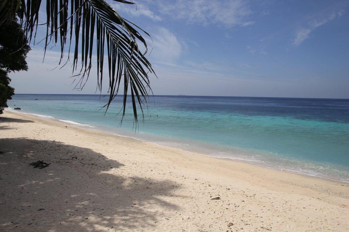 Sumur Tiga Beach, por Mochila Nómada