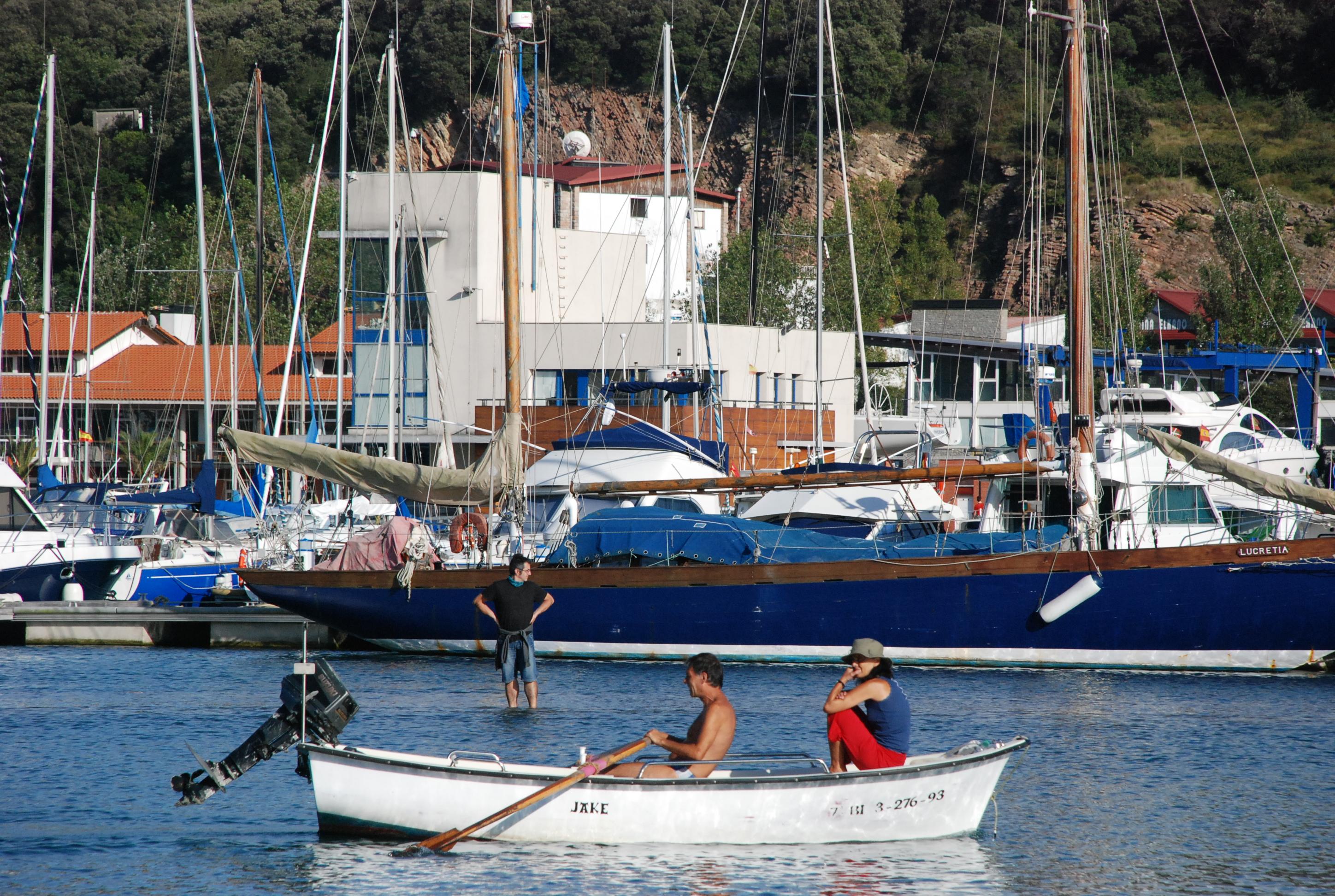 Puerto deportivo de Zumaia, por Victor Manuel Rubio 
