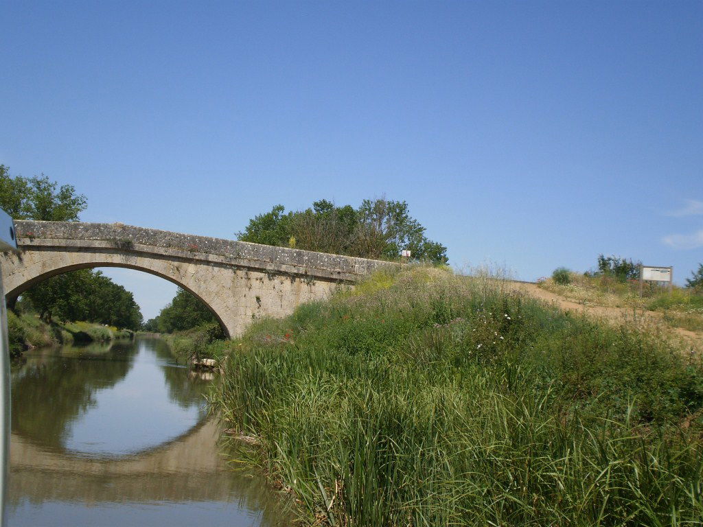 Puente de Carrecalzada, por Gorgonita