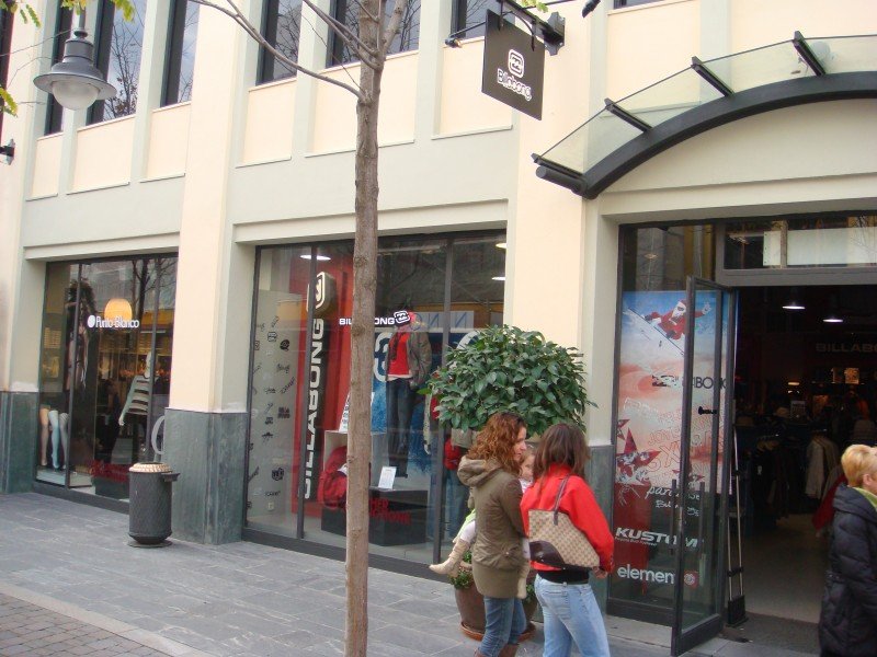 Indica Retener Infrarrojo Las Rozas Village outlet shopping en Las Rozas de Madrid: 44 opiniones y 49  fotos