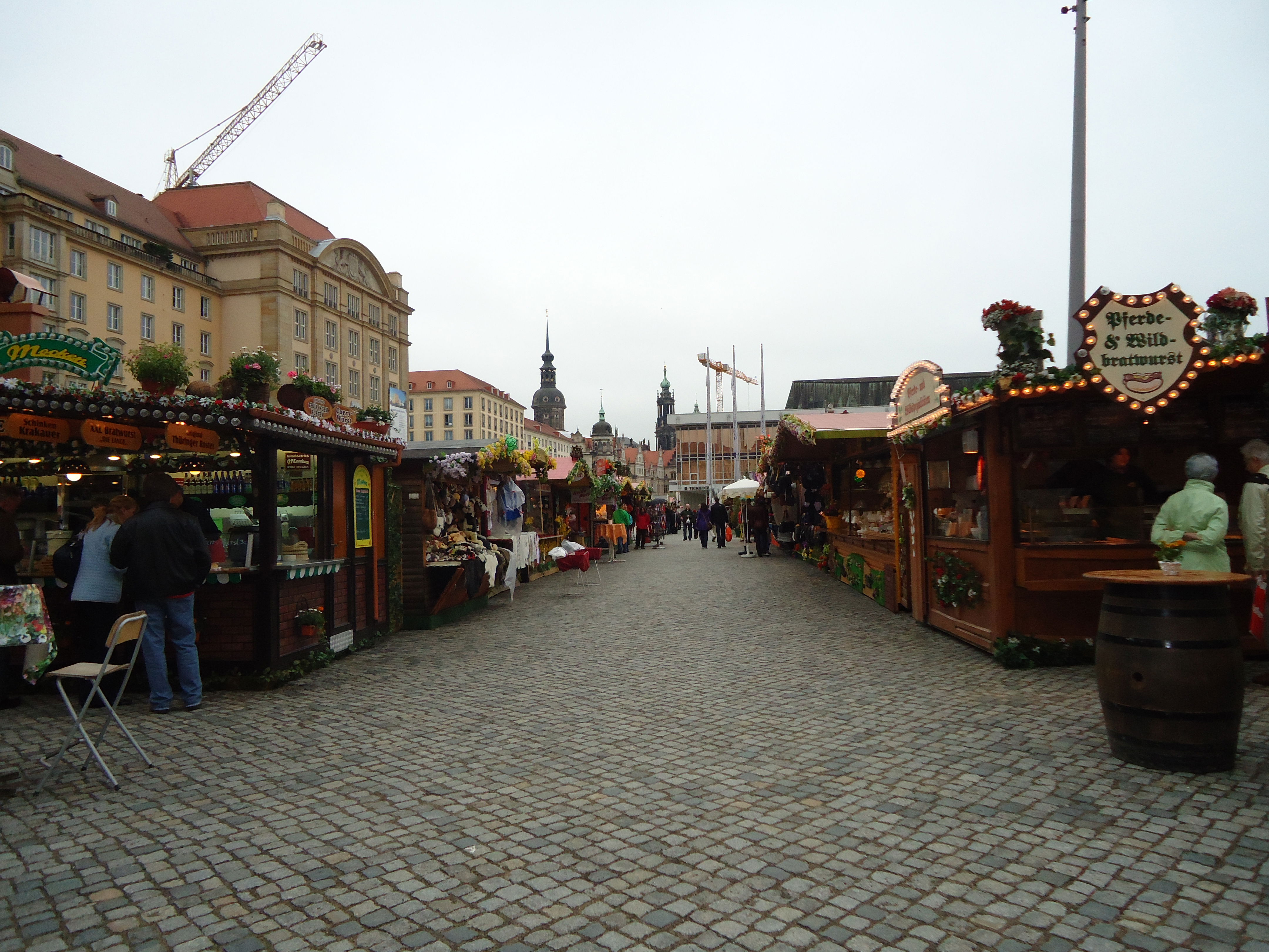 Frühlingsmarkt, por Louise Théodon
