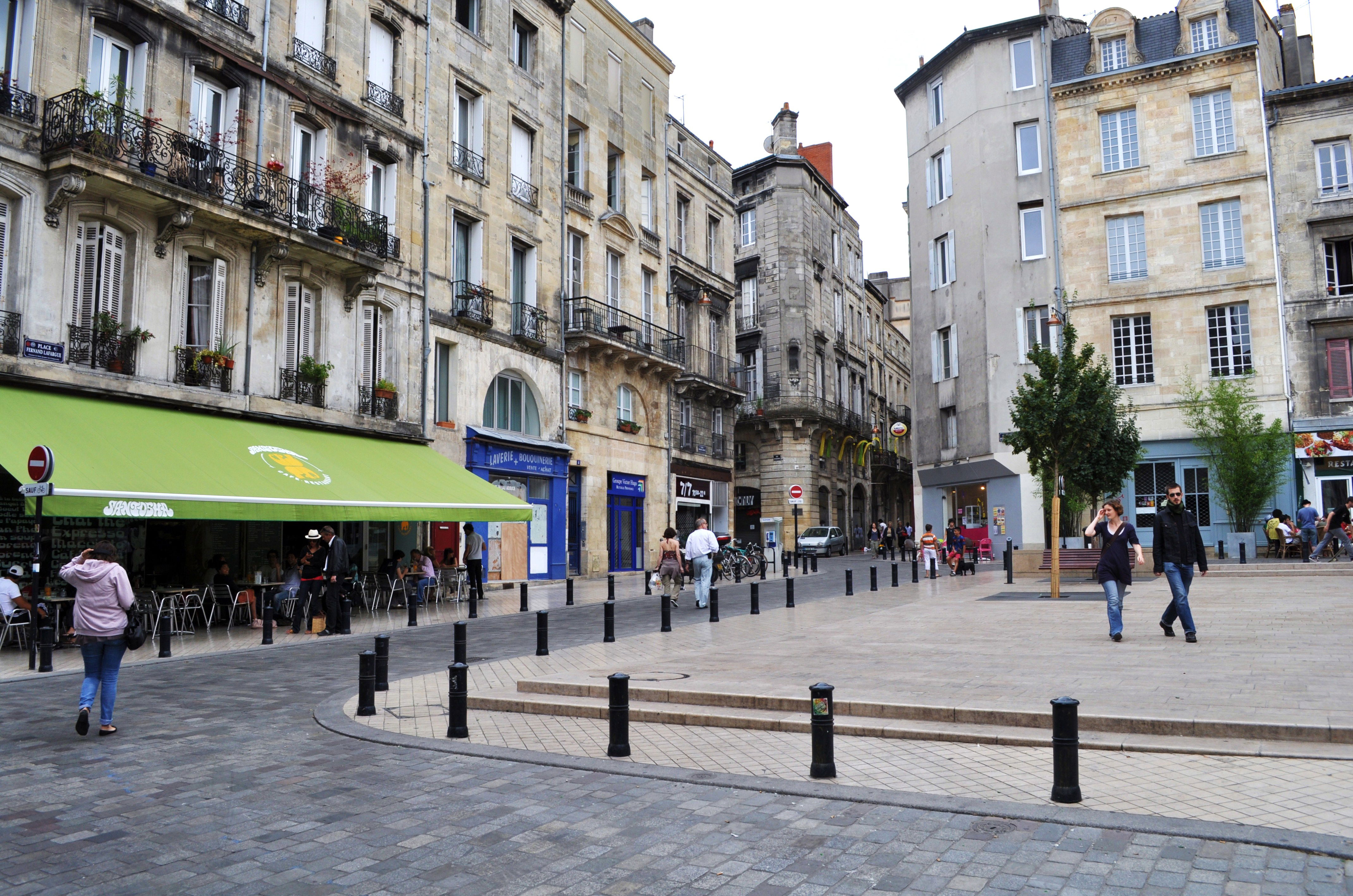 Place Fernand Lafargue, por PETERSEN christel
