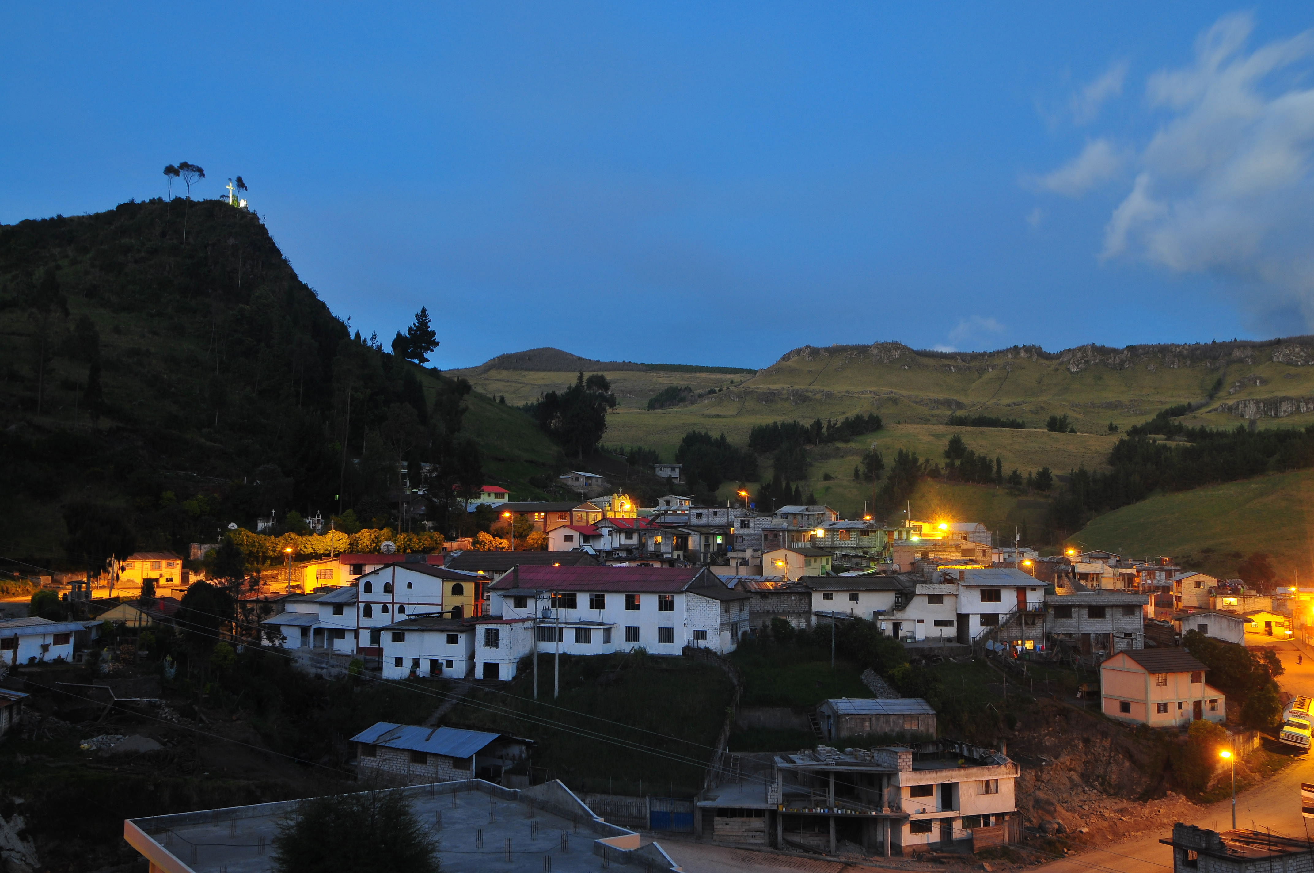 Parroquia de Salinas, por Darwin Chamorro