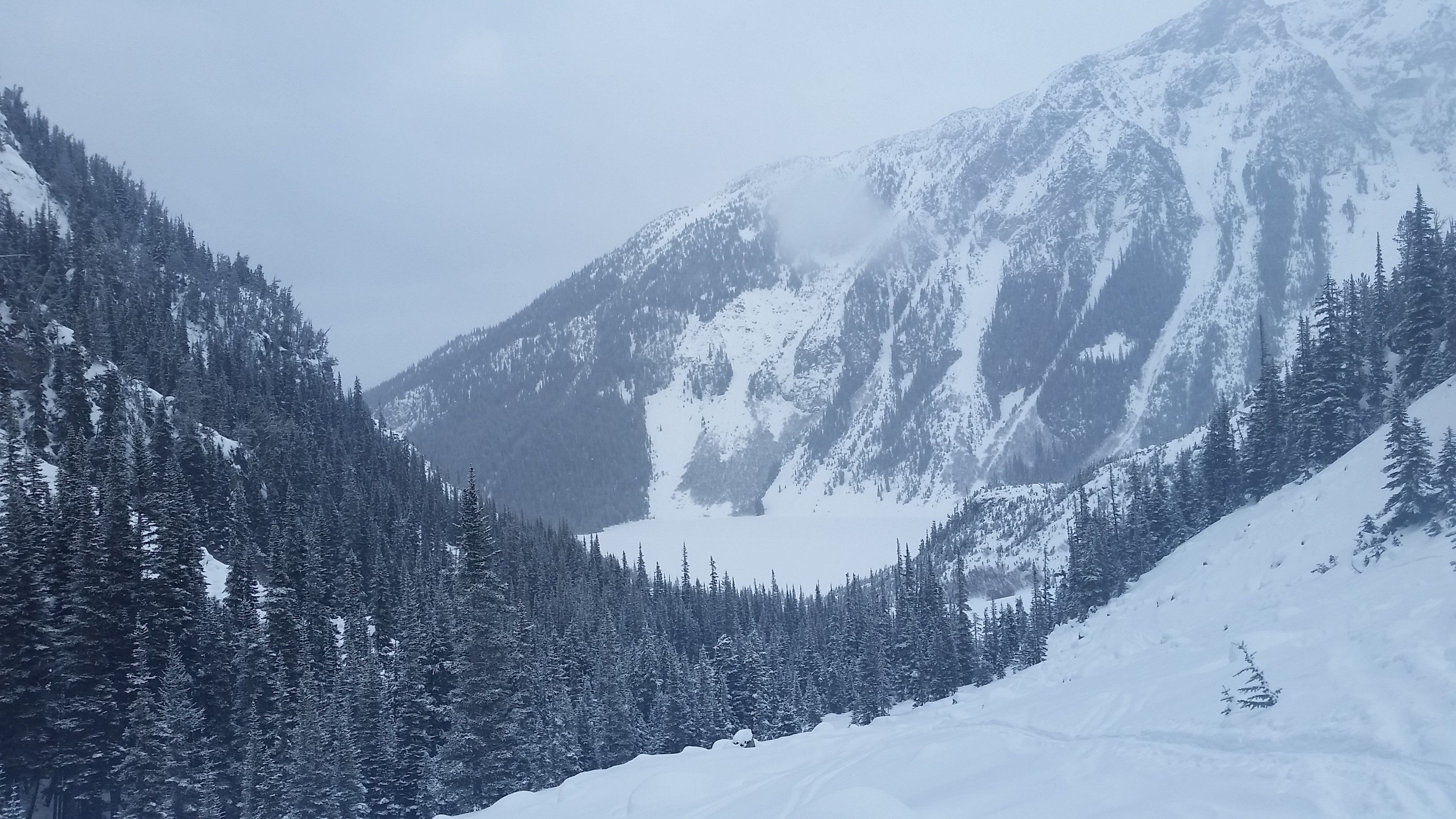 Upper Joffre Lake, por Jeff Schmerker