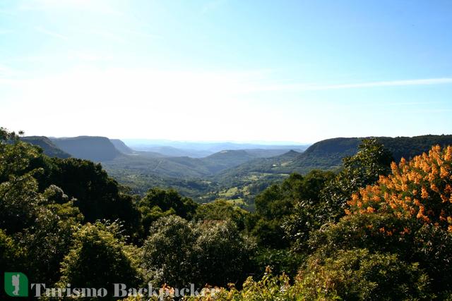 Mirante Belvedere (Vale do Quilombo), por Turismo Backpacker