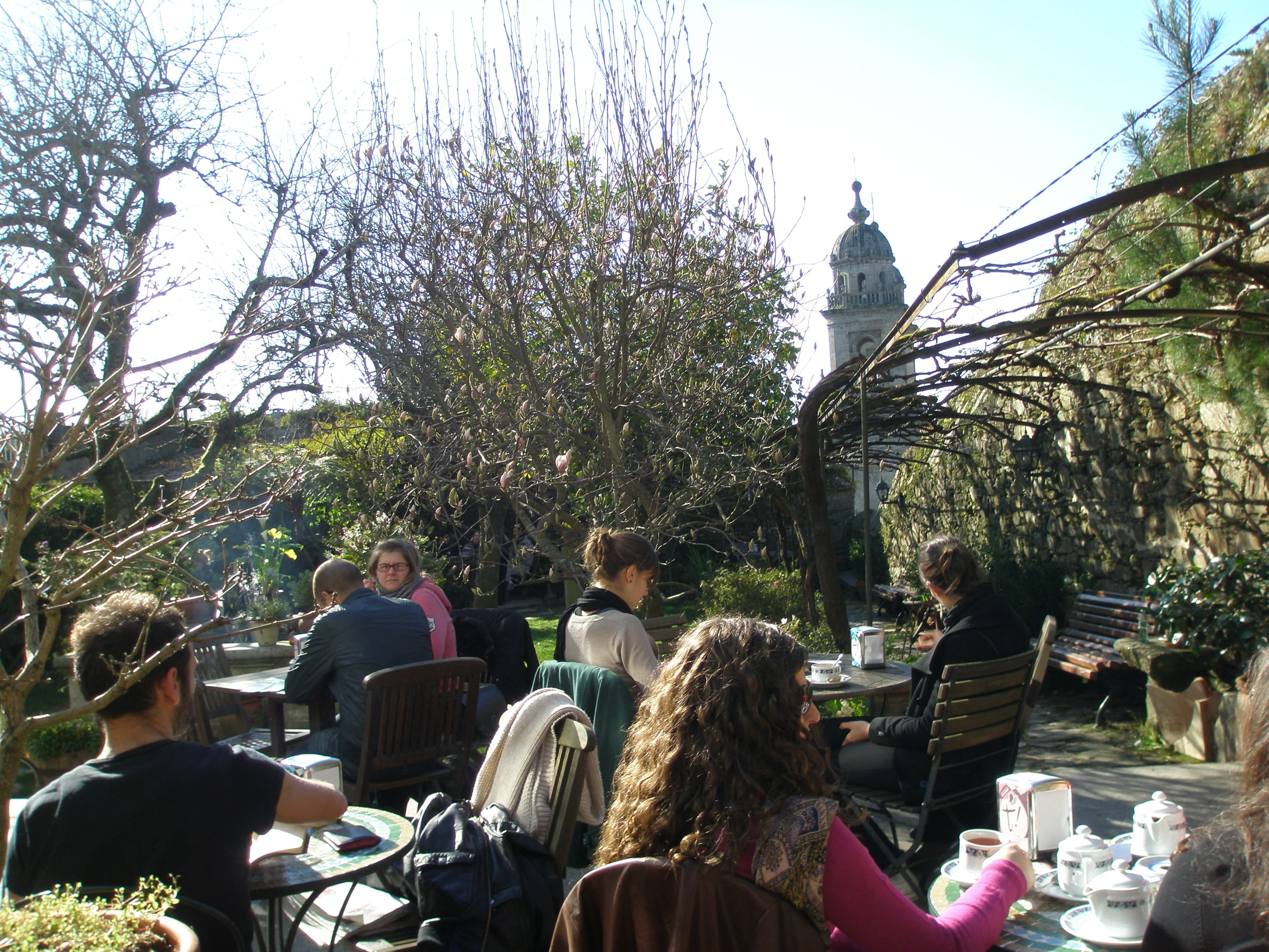 Jardín del Hotel Costa Vella, por Reconquista