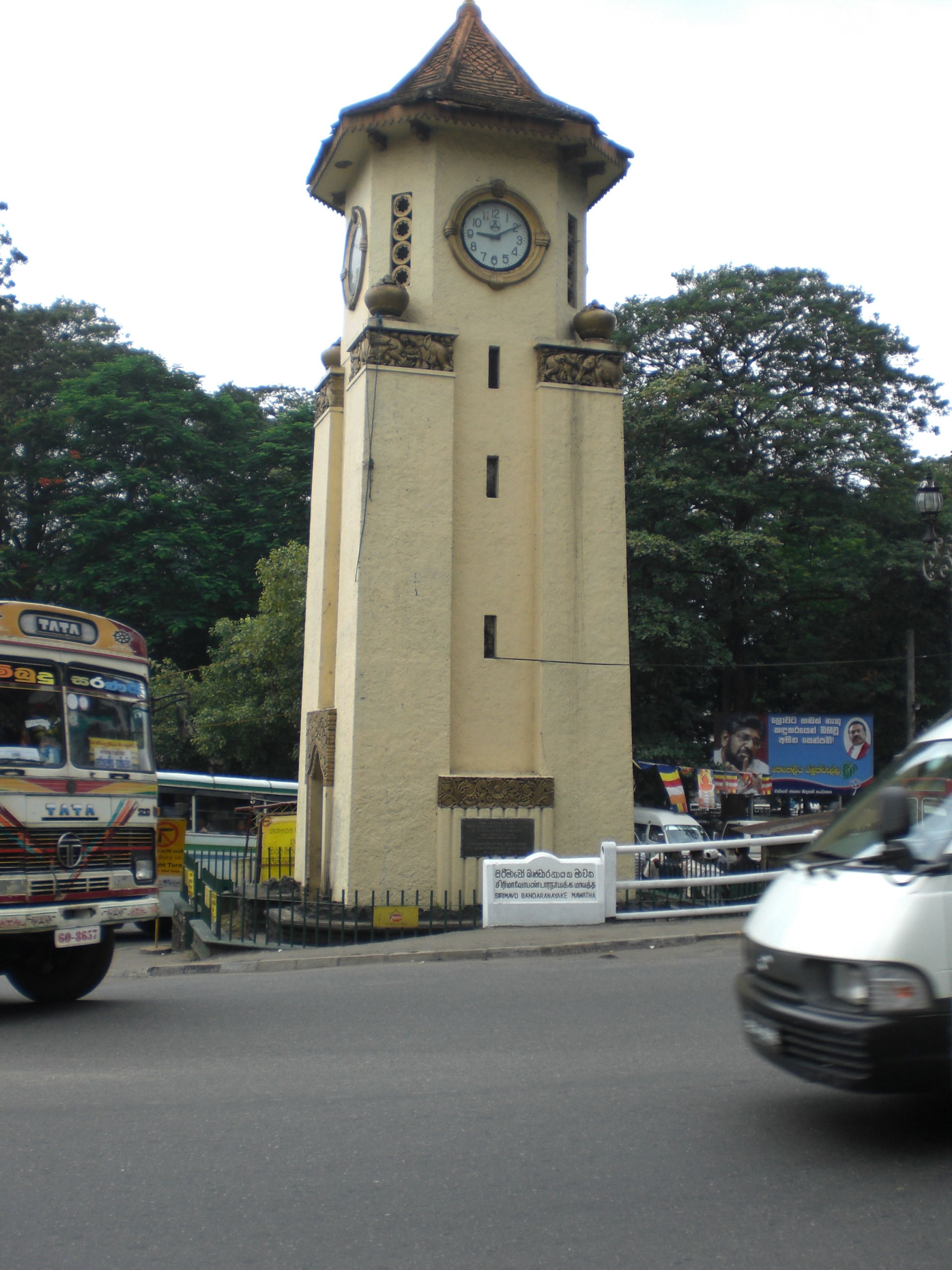 Clock Tower, por paulinette