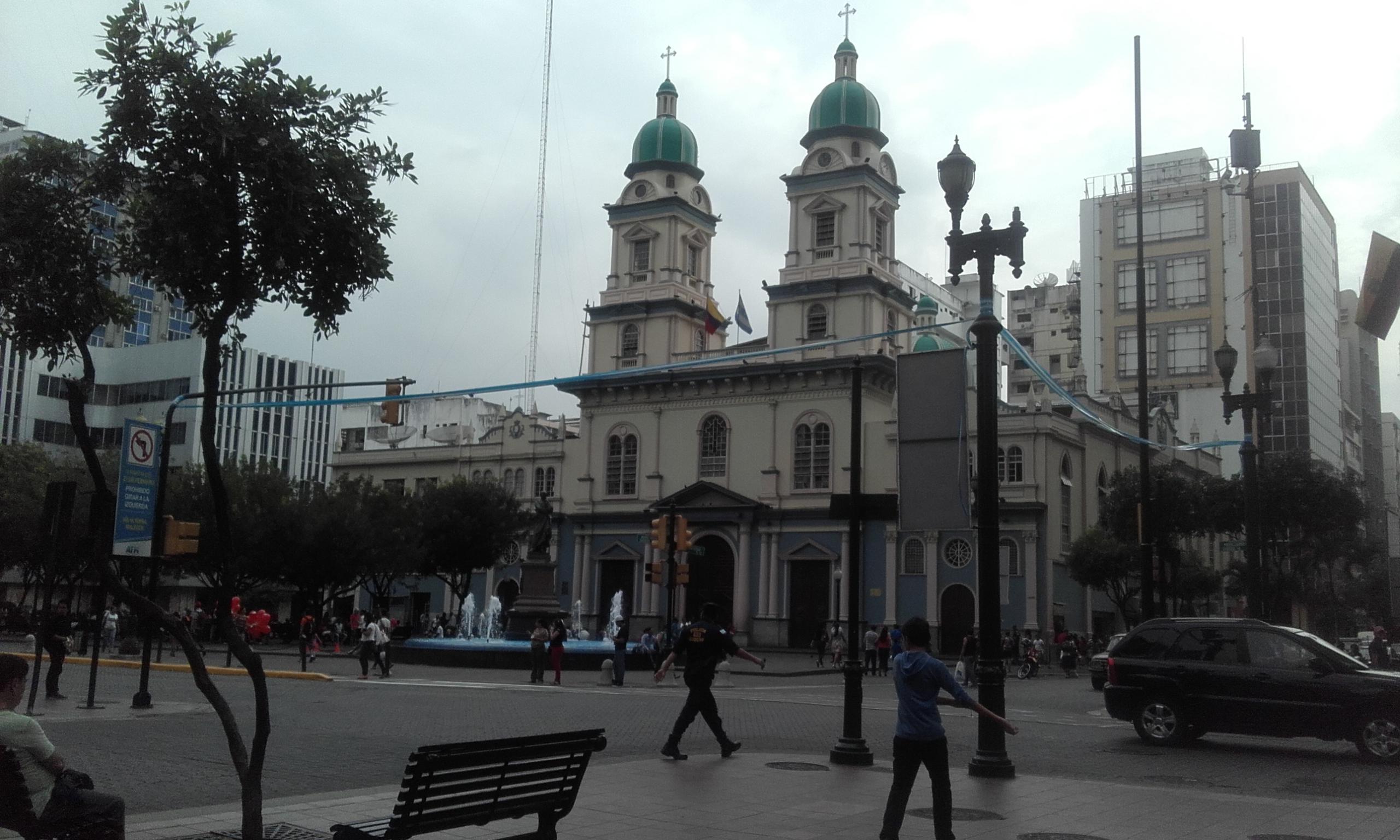 Plazas en Guayaquil que invitan a descubrir su cultura y encanto