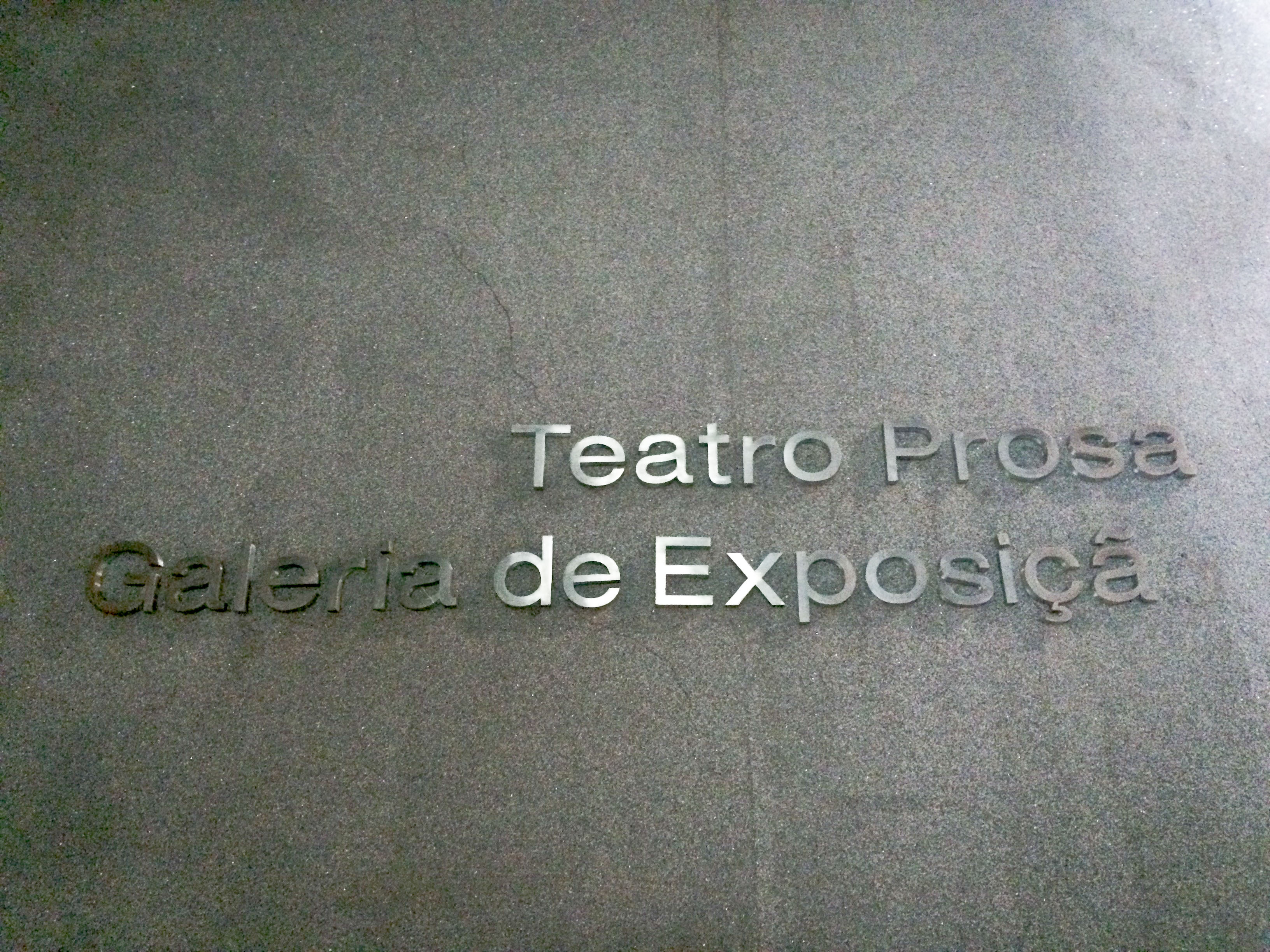 Teatro Prosa, por Ana Carolina Pan