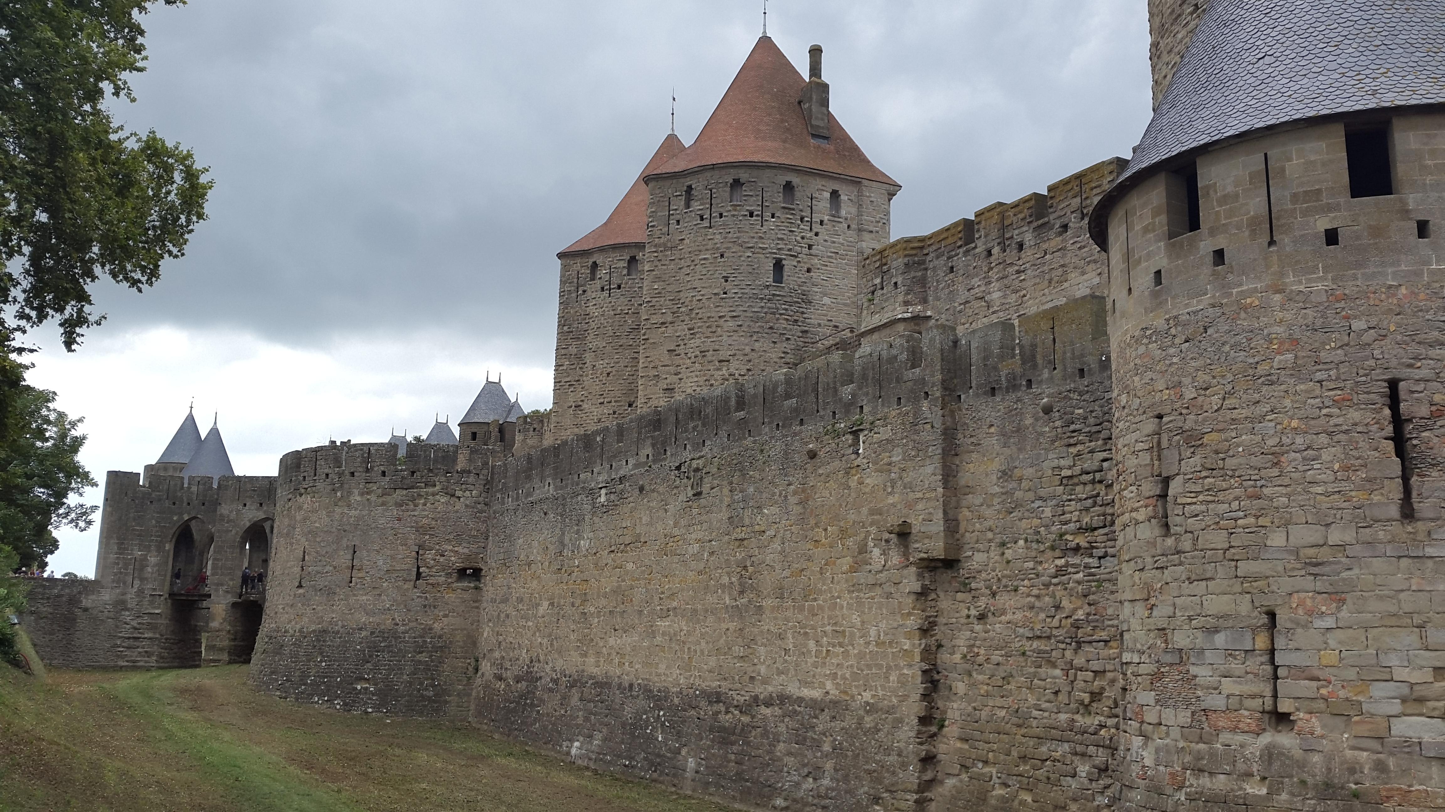 Descubre los Monumentos Históricos de Carcasona y su legado medieval