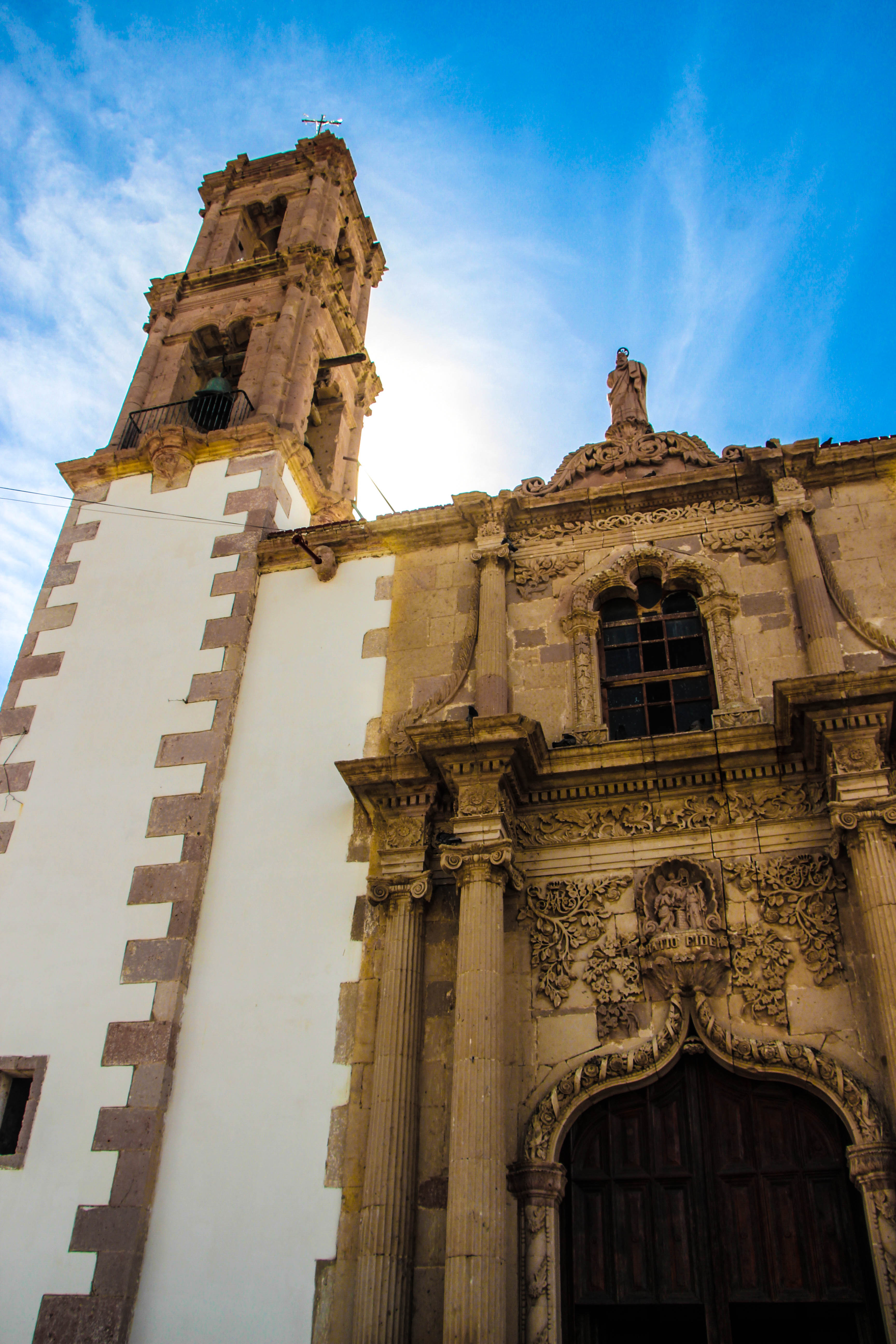 Iglesia Santiago Apóstol, por Diana Patricia Montemayor Flores