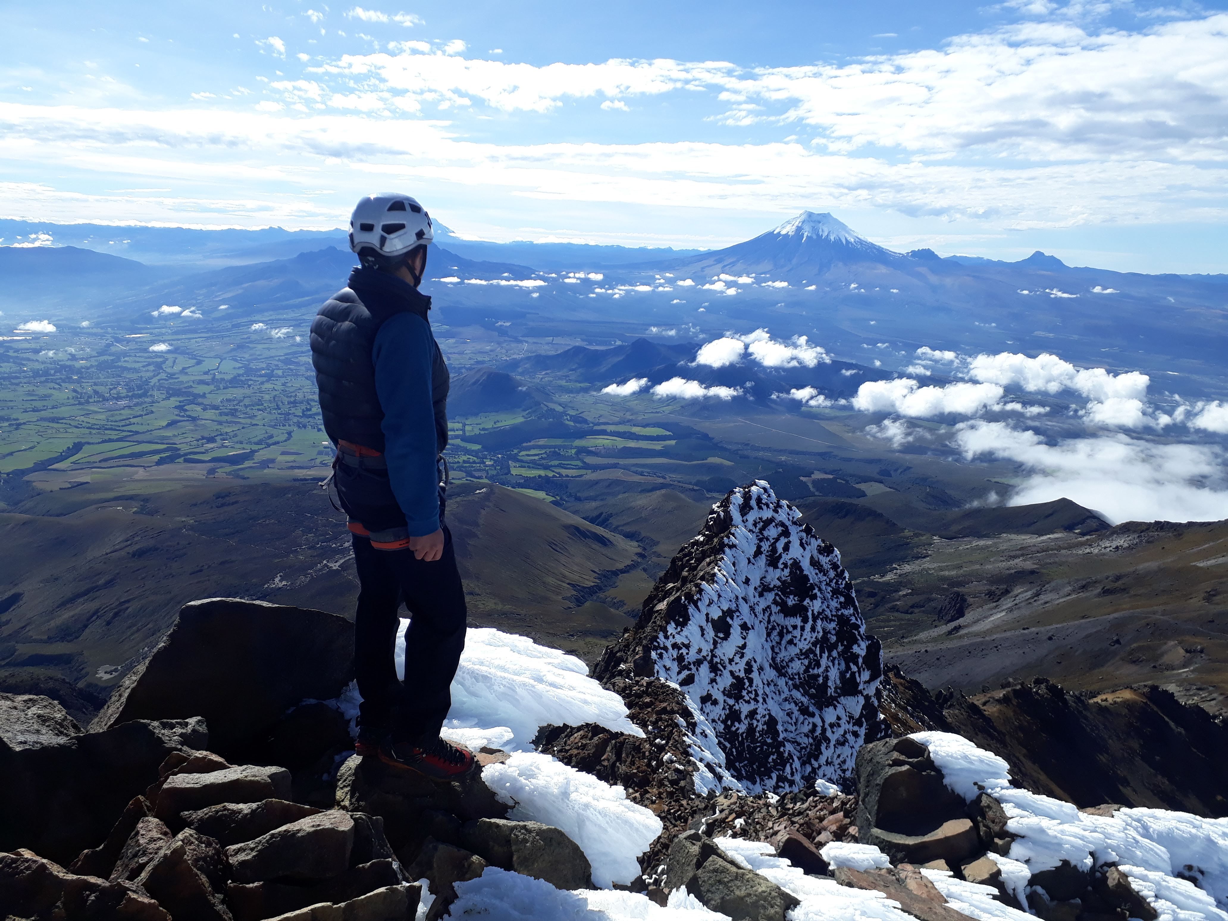 Descubre senderismo en Ecuador: rutas imperdibles y paisajes asombrosos