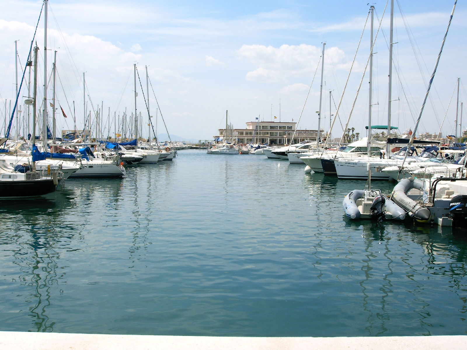 Club Nautico de Santa Pola, por sala2500