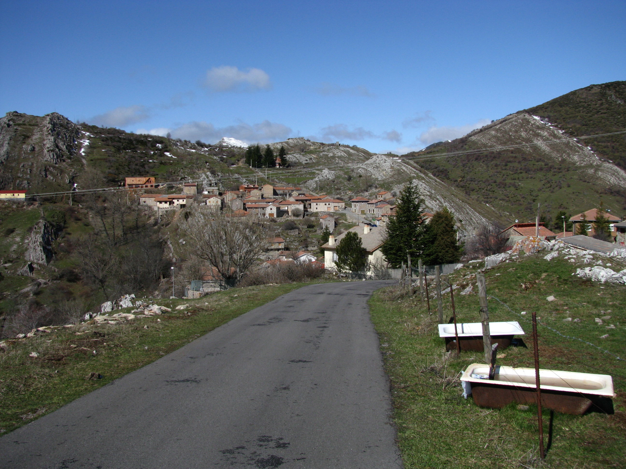 Atalaya de Valporquero de Torío, por Lonifasiko