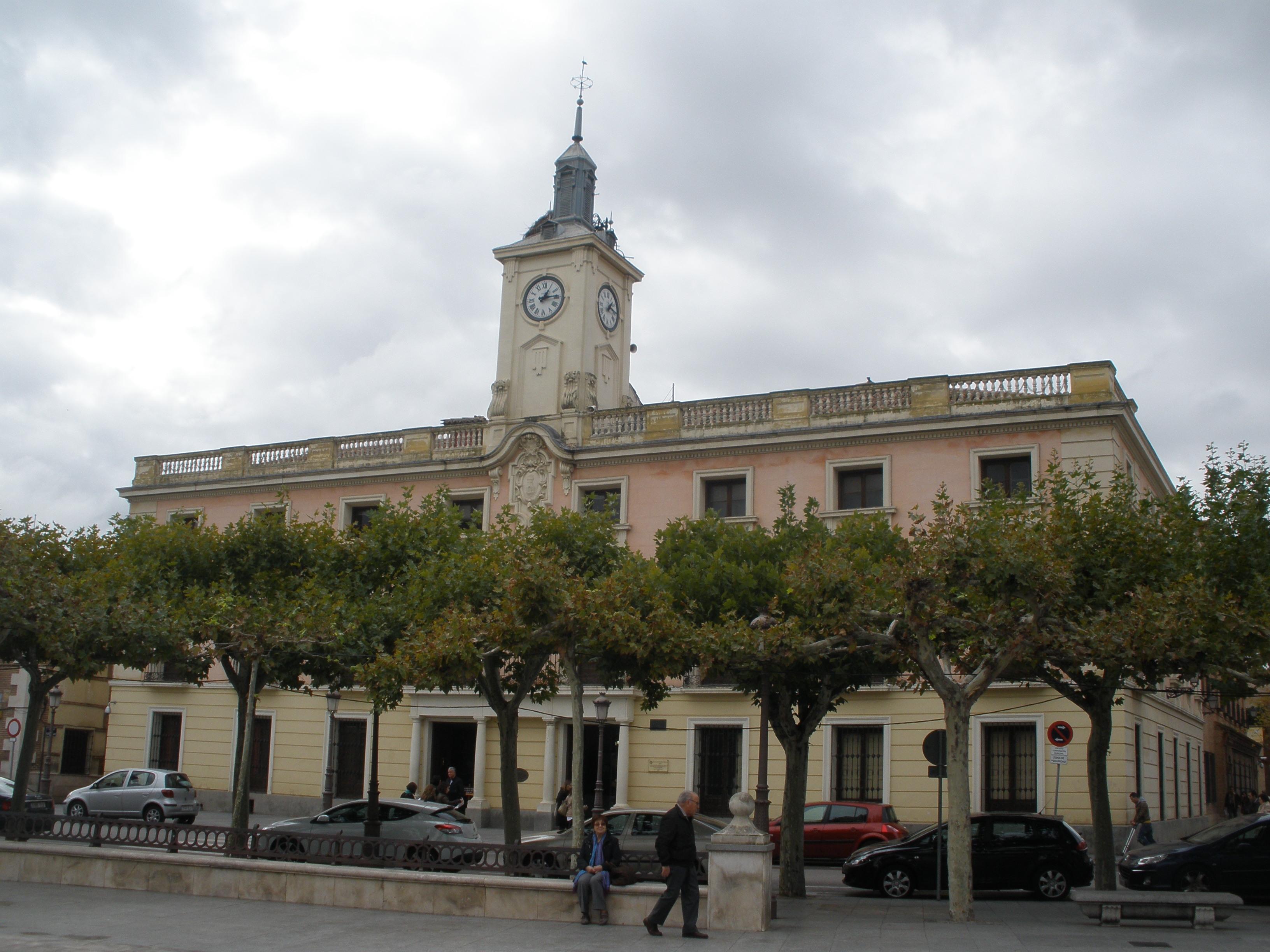 Casa Consistorial, por 2 pekes viajeros 