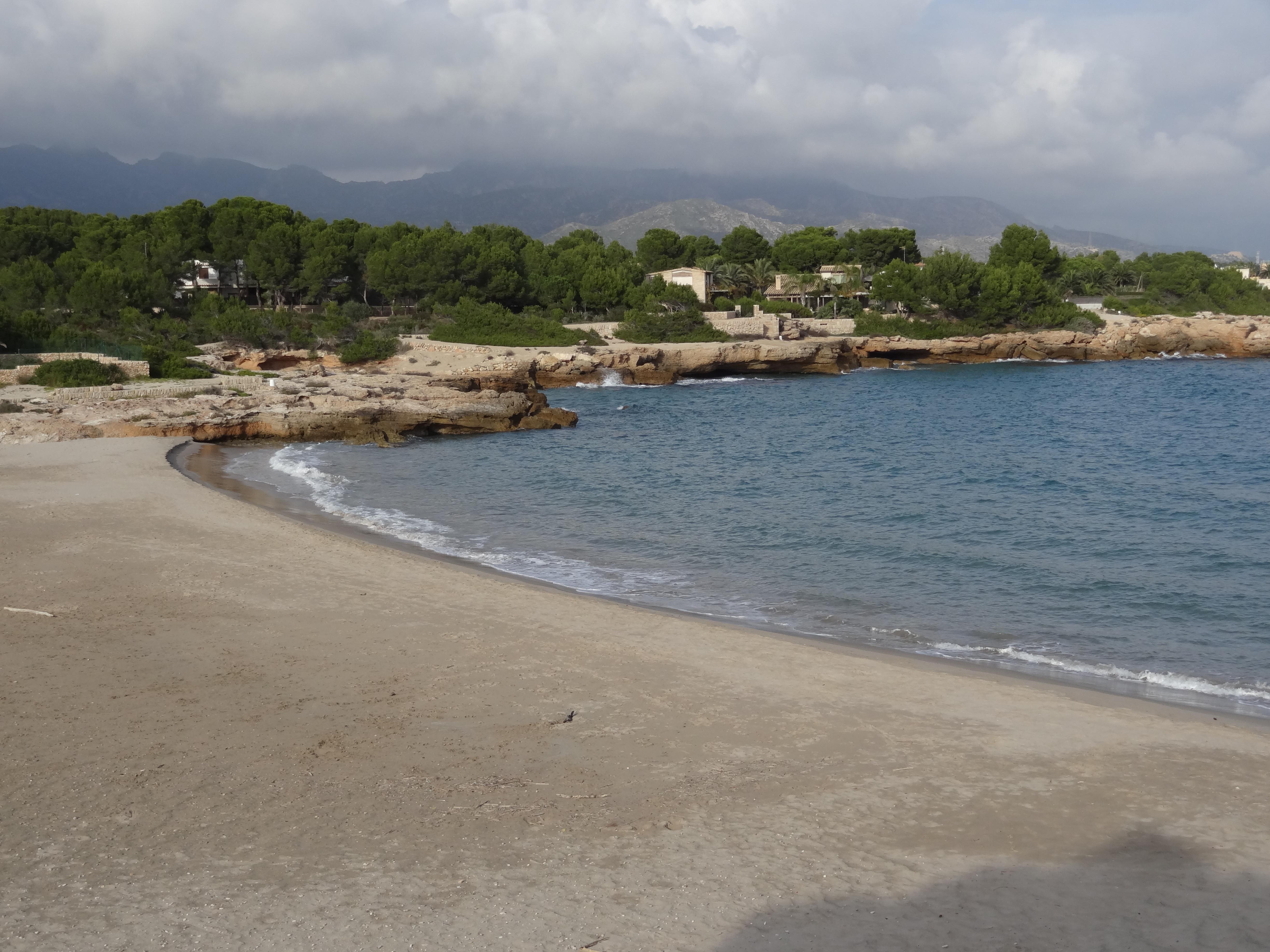 Platja de Sant Jordi, por Vilma Duarte