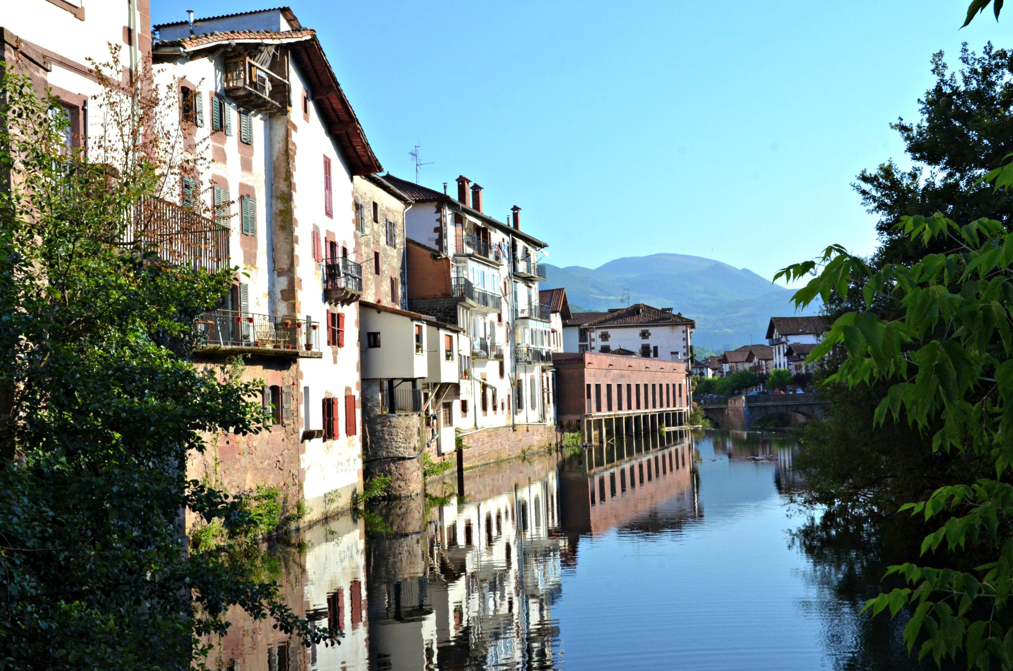 Pueblos en Navarra que cautivan con su belleza y encanto natural