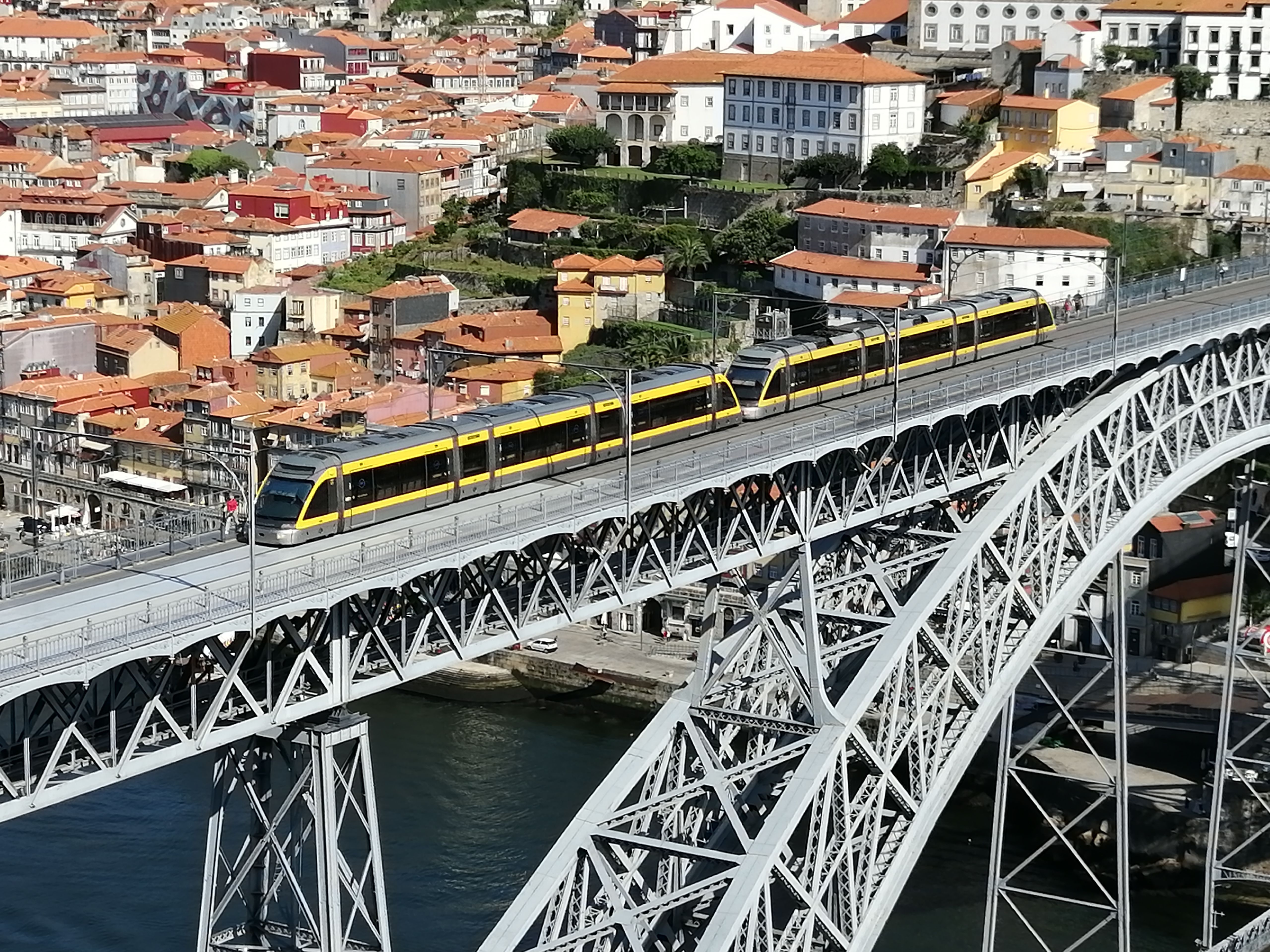 Metro de Oporto, por Roberto Orlich
