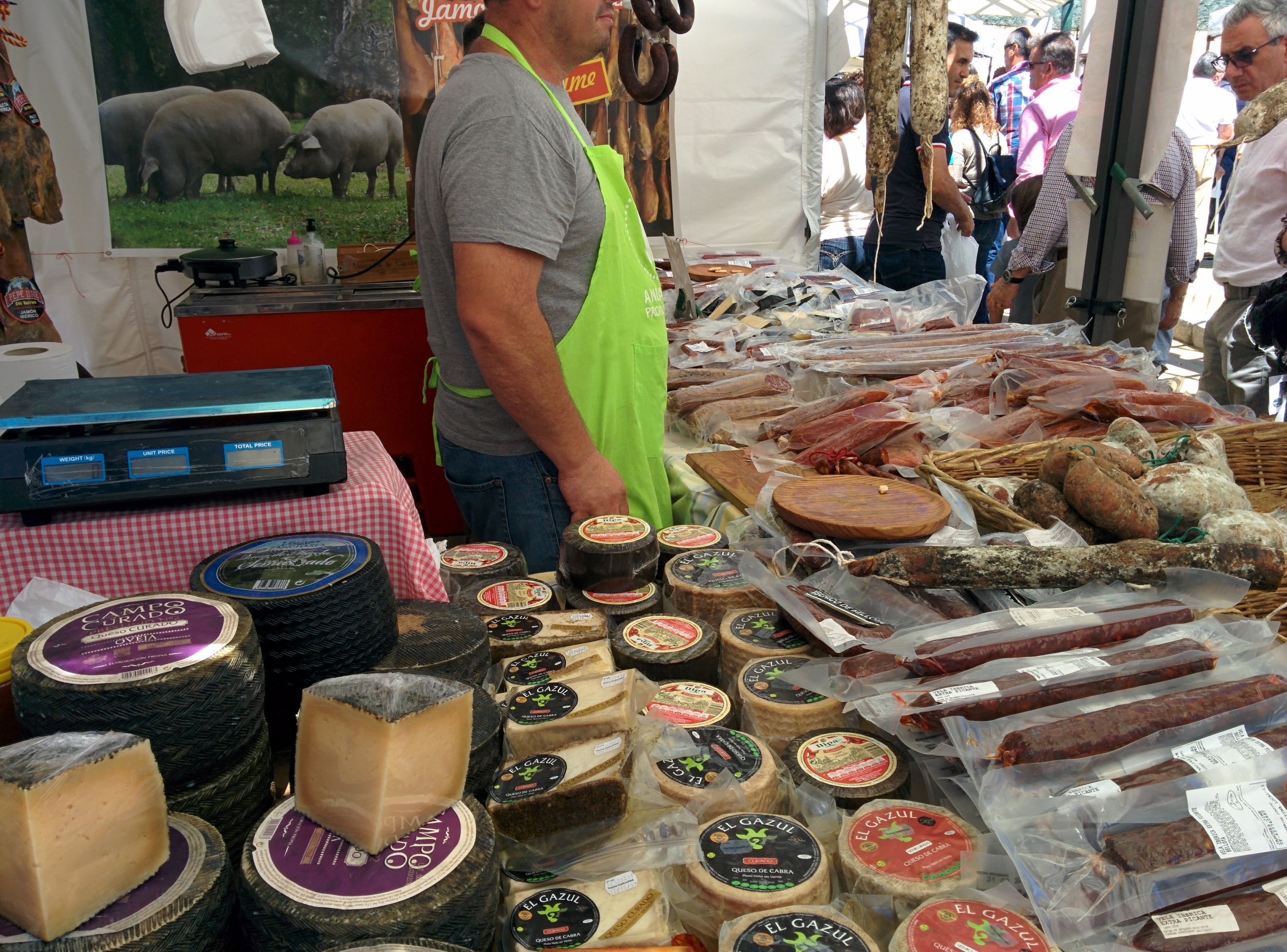 Descubre los encantadores mercadillos en Huelva que no te puedes perder