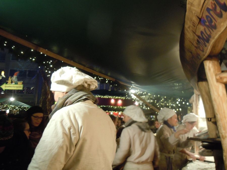 Weihnachtsmarkt Kolner Altstadt-mercado Navidad del ayuntamiento, por ANADEL