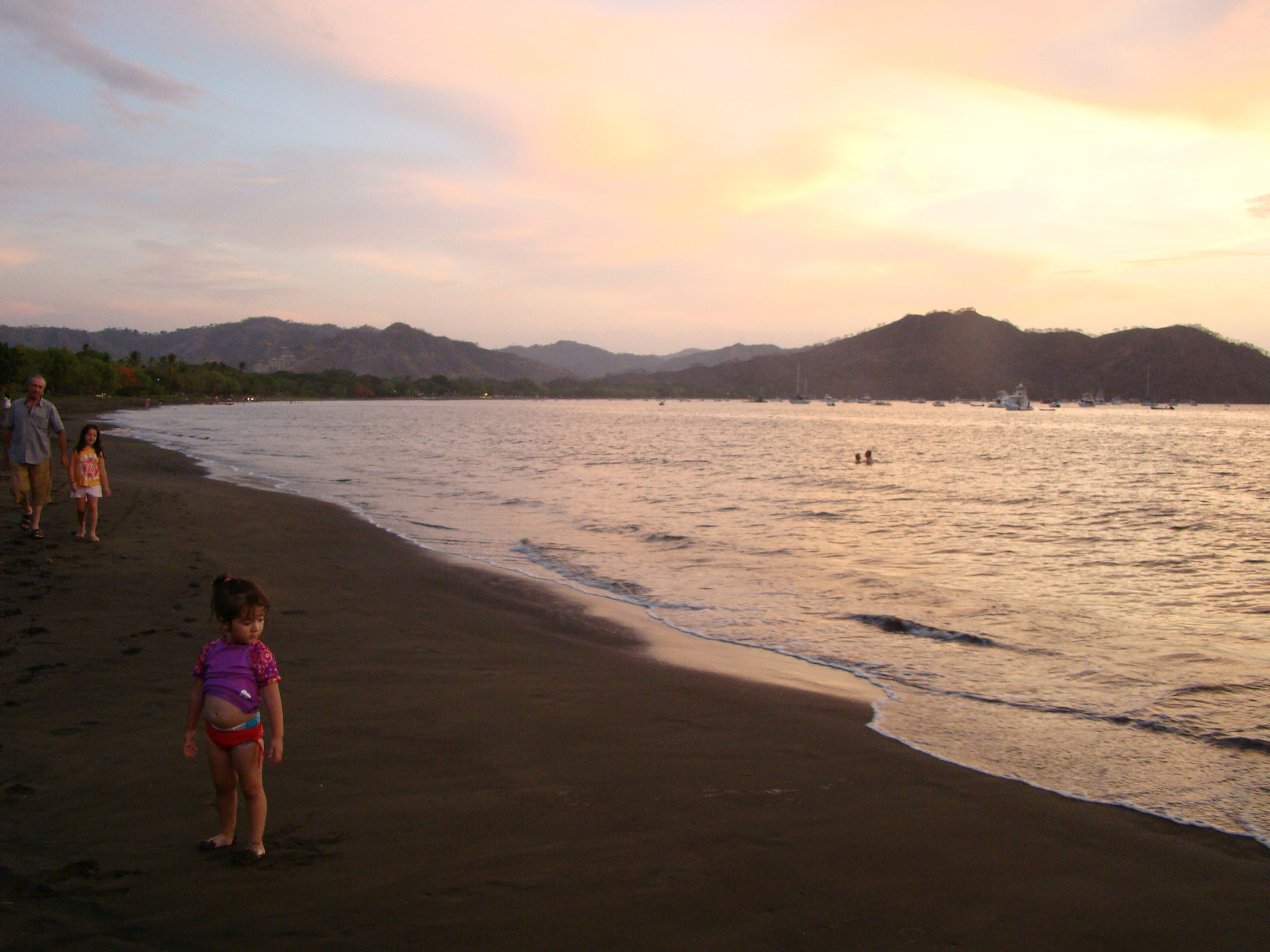 Playas del Coco, por Oscar Retana