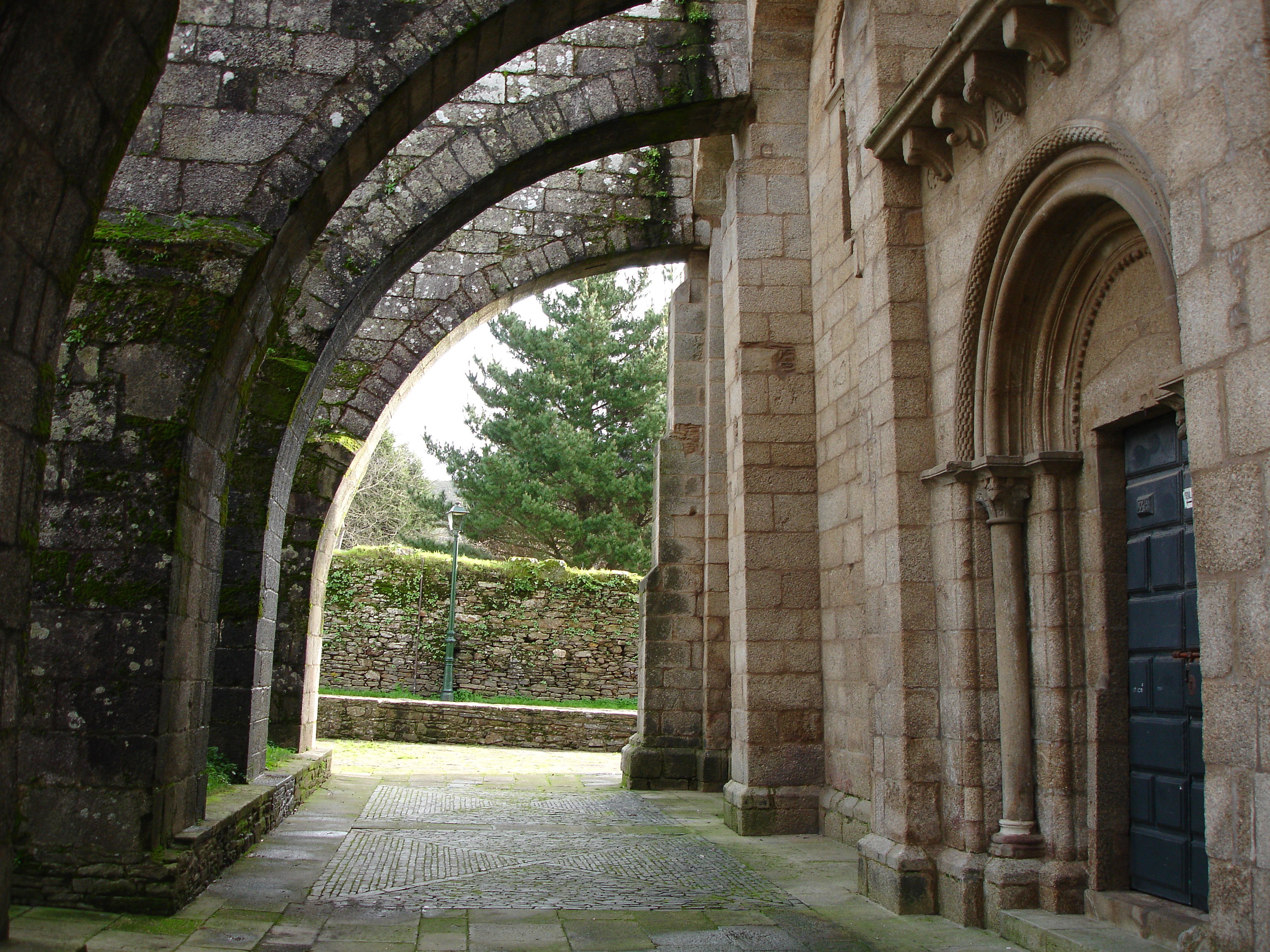 Iglesias en Santiago de Compostela: un recorrido por su patrimonio espiritual