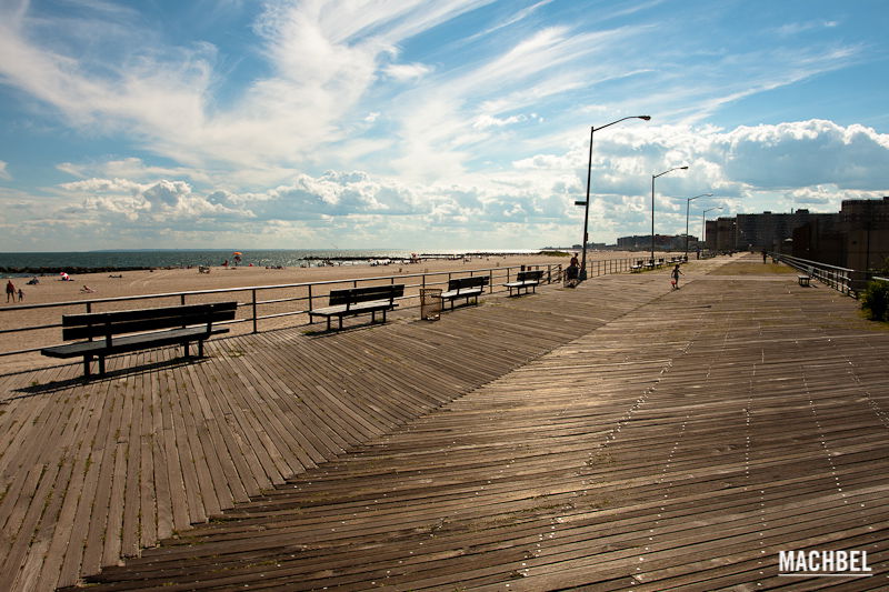 Rockaway Beach en Queens, por Víctor Gómez - machbel