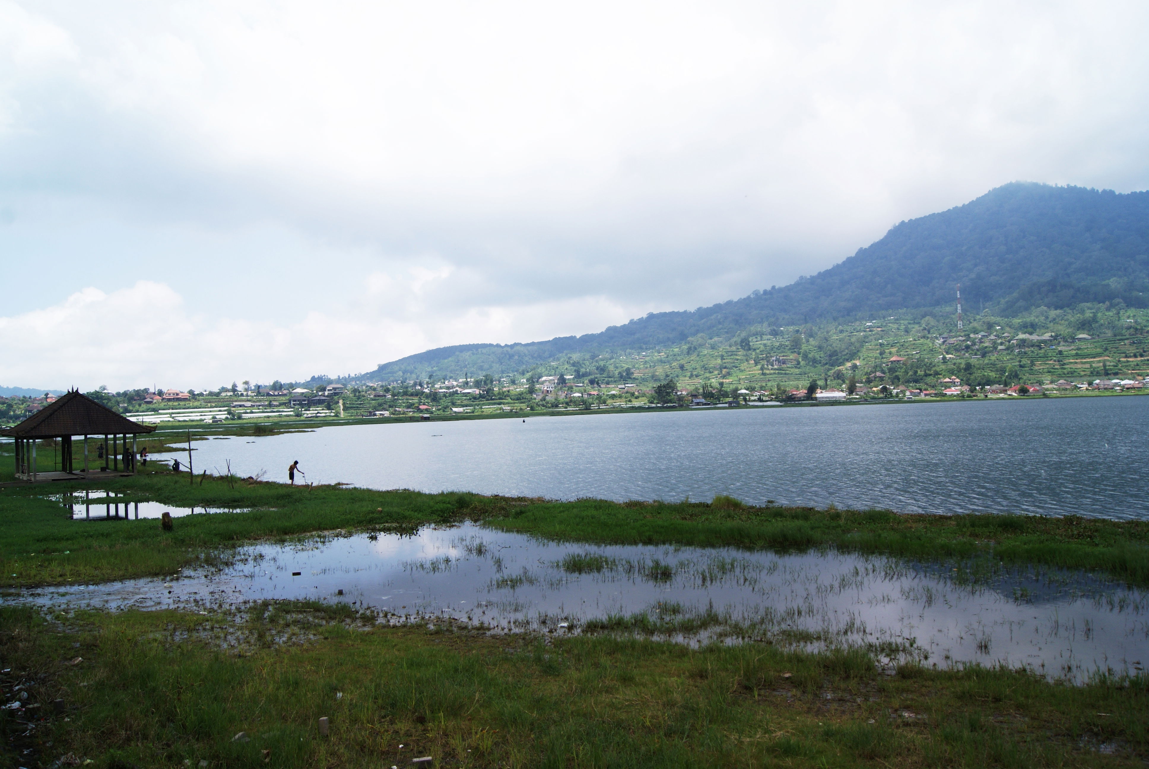 Lago Buyan, por Roberto Gonzalez