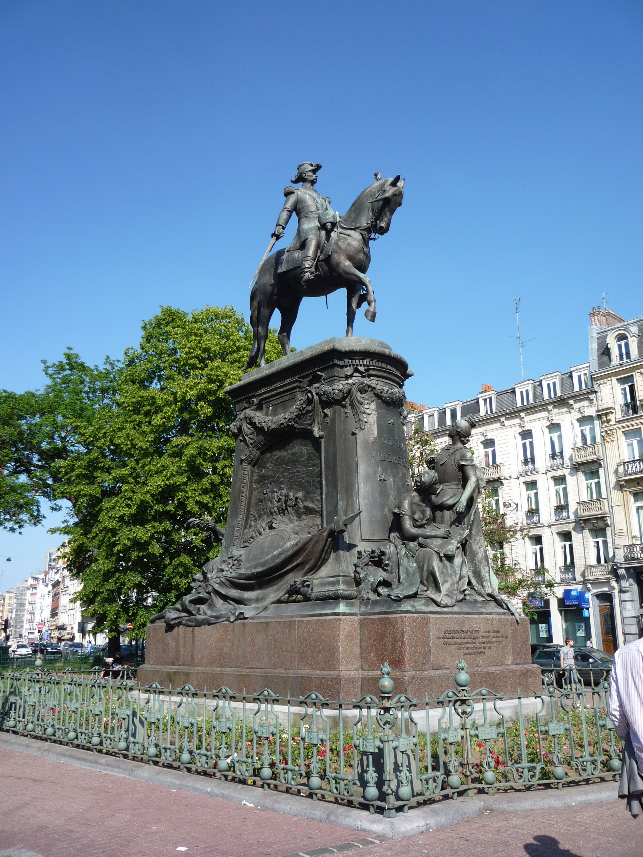 Estatua del general Faidherbe, por Fanny M