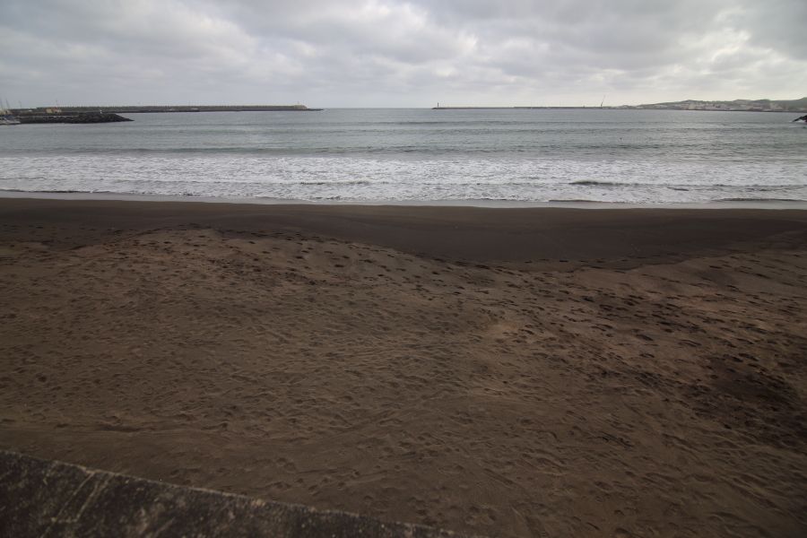 Puerto y playa de Praia da Vitoria, por ANADEL