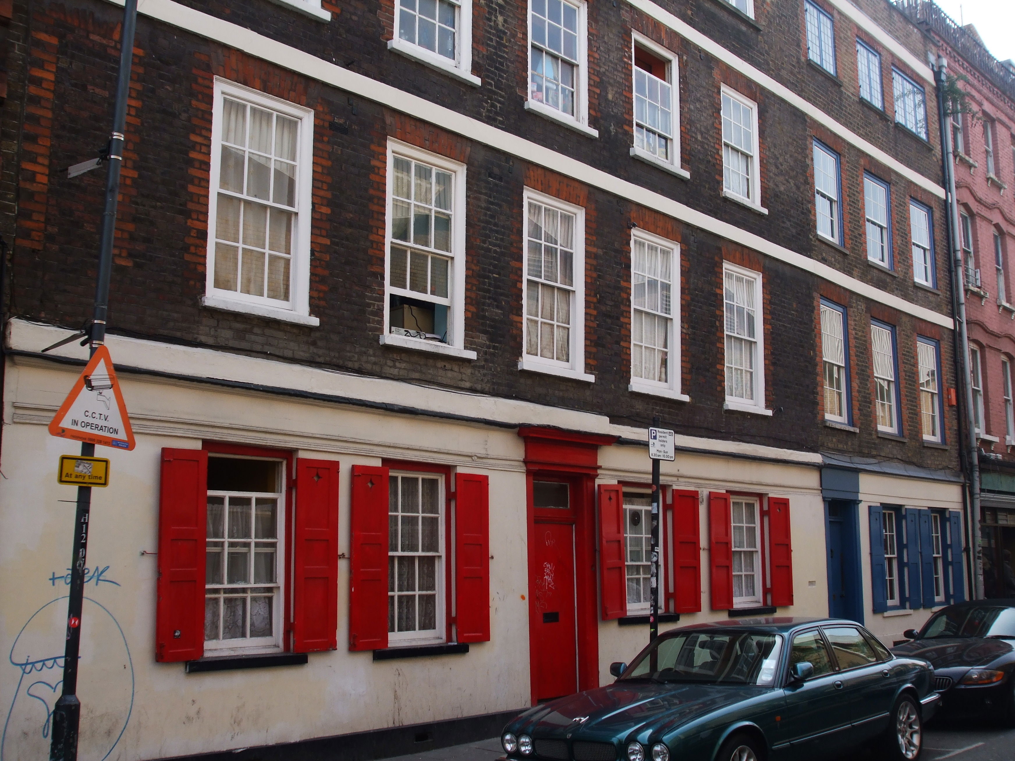 Hambury Street, por su mapamundi