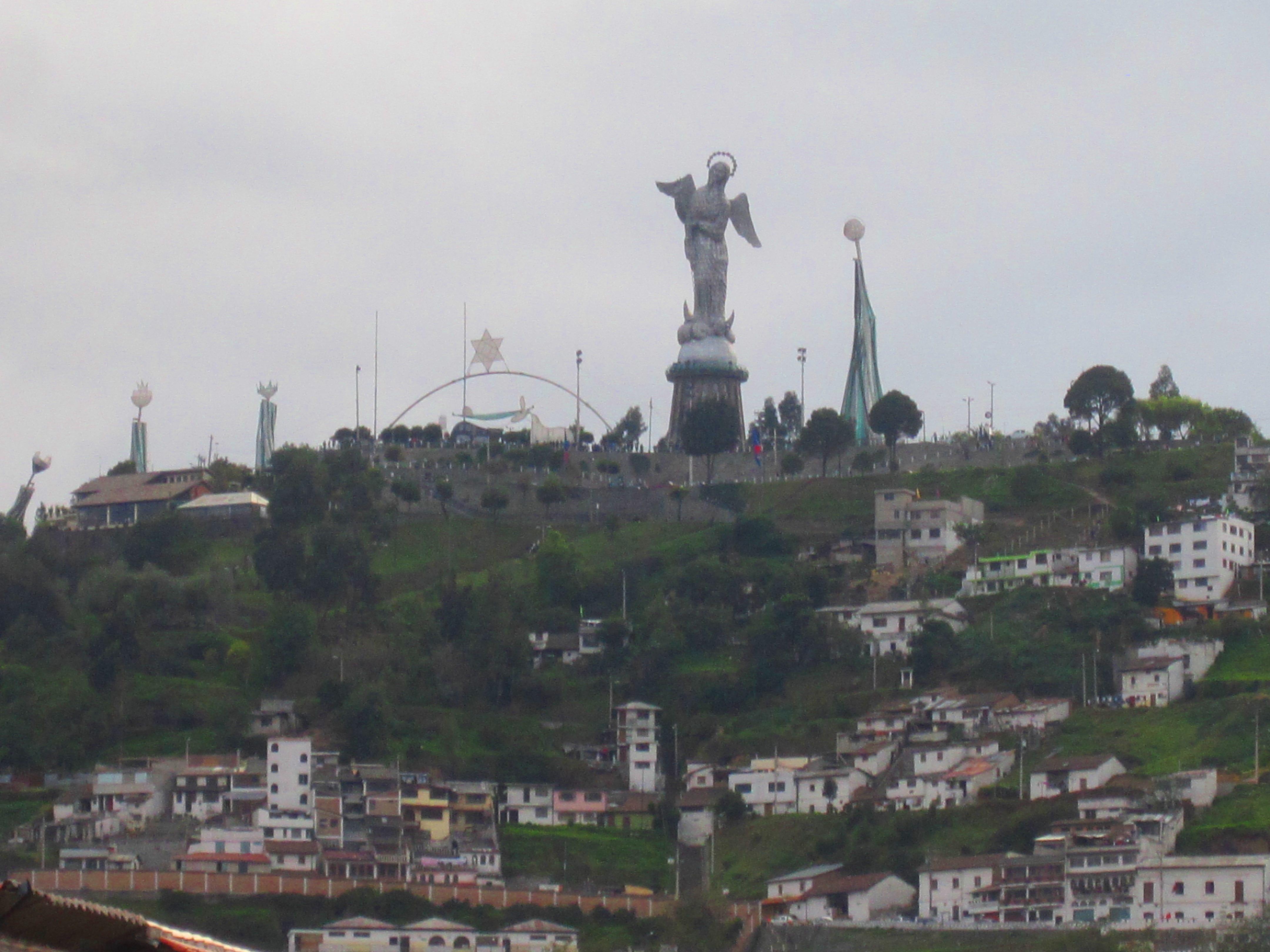 Virgen de El Panecillo, por Daniela VILLARREAL