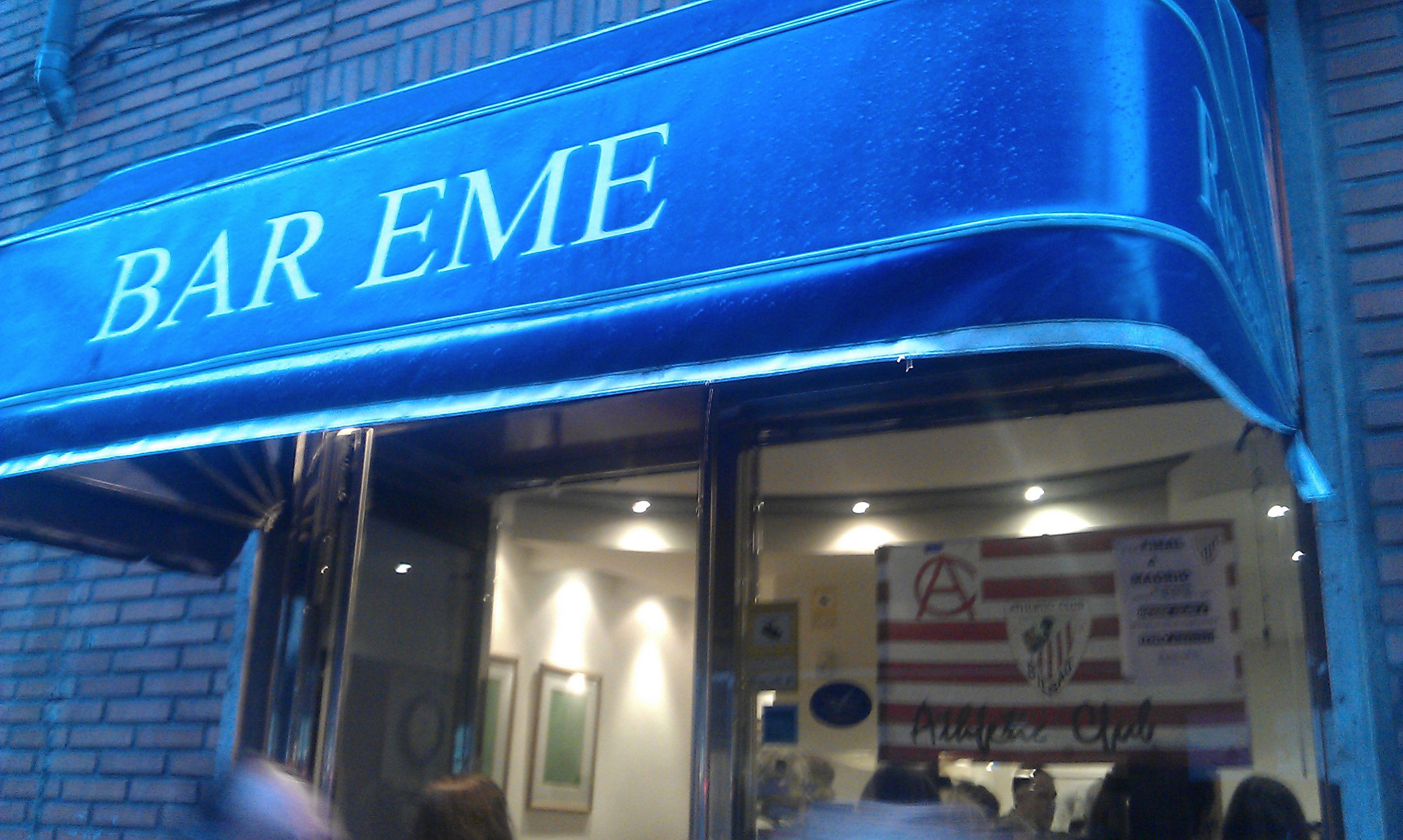 Bar Eme, por Ciro