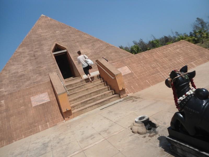 Sri Karneshwar Nataraja Temple, por Marie & Matt