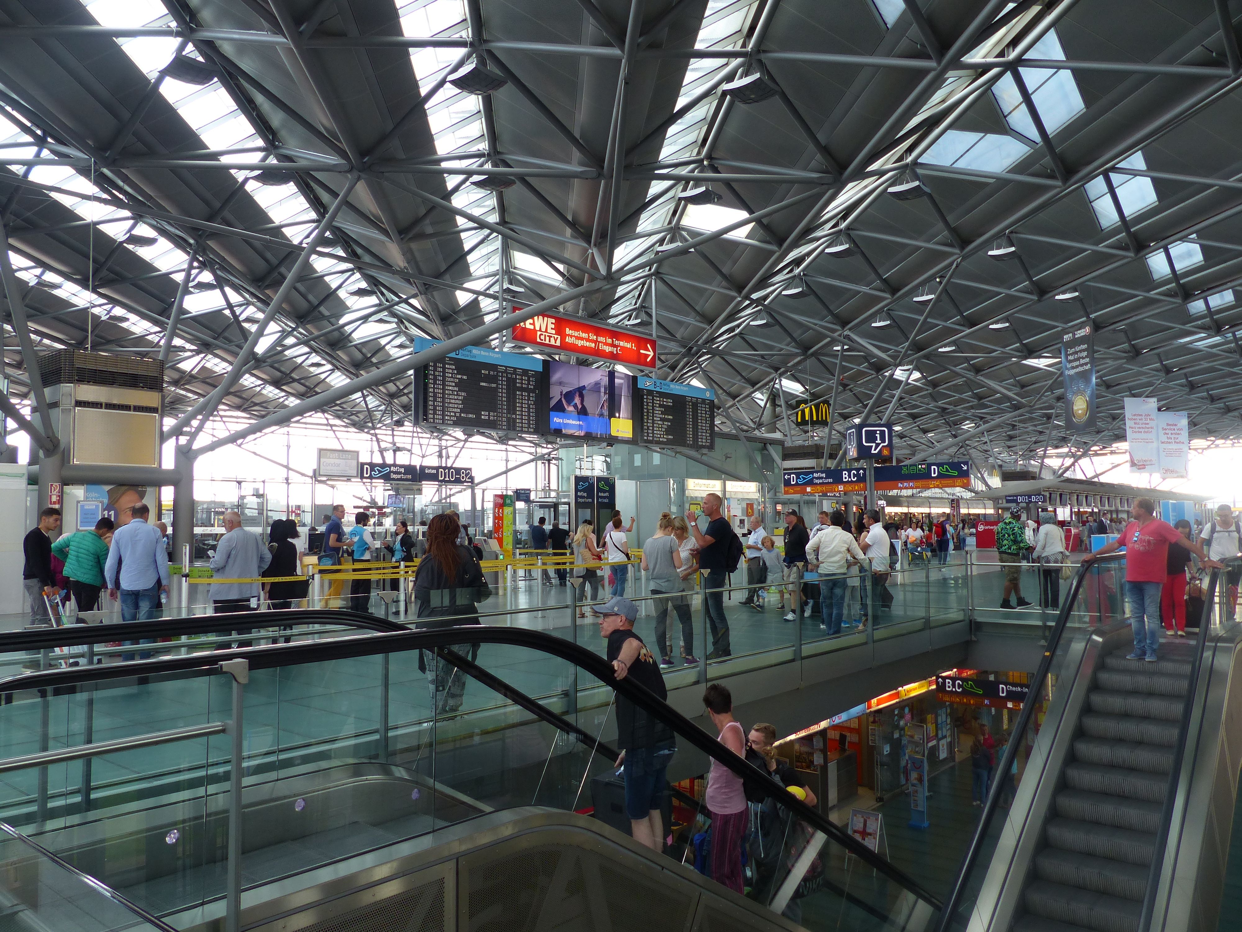 Aeropuerto de Colonia/Bonn, por Xipo Enelmundoperdido
