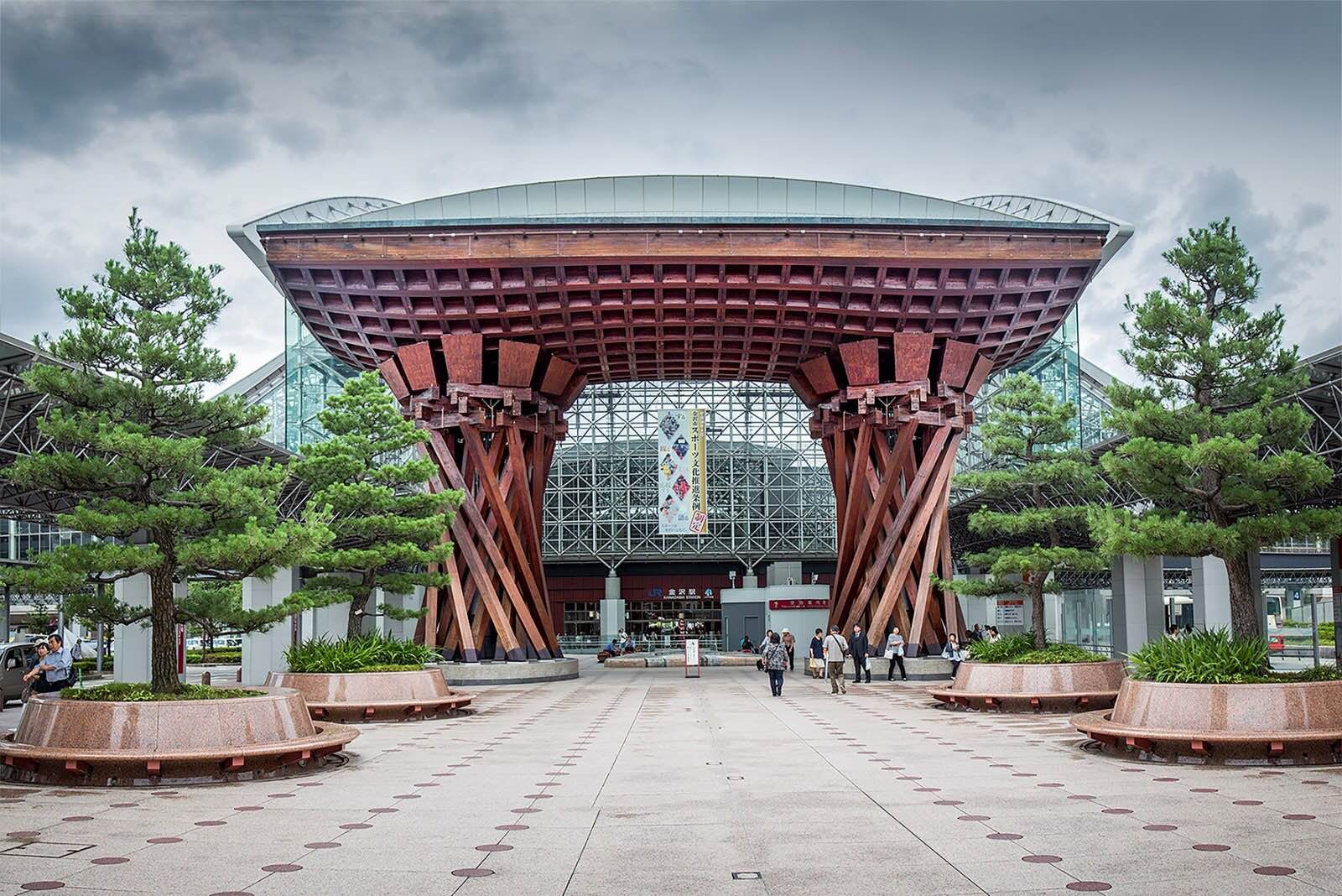 Estaciones de tren en Japón: un viaje por sus maravillas y secretos