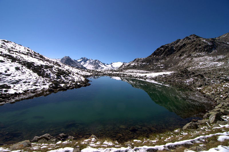 Lago de Neder, por Leo&Vero