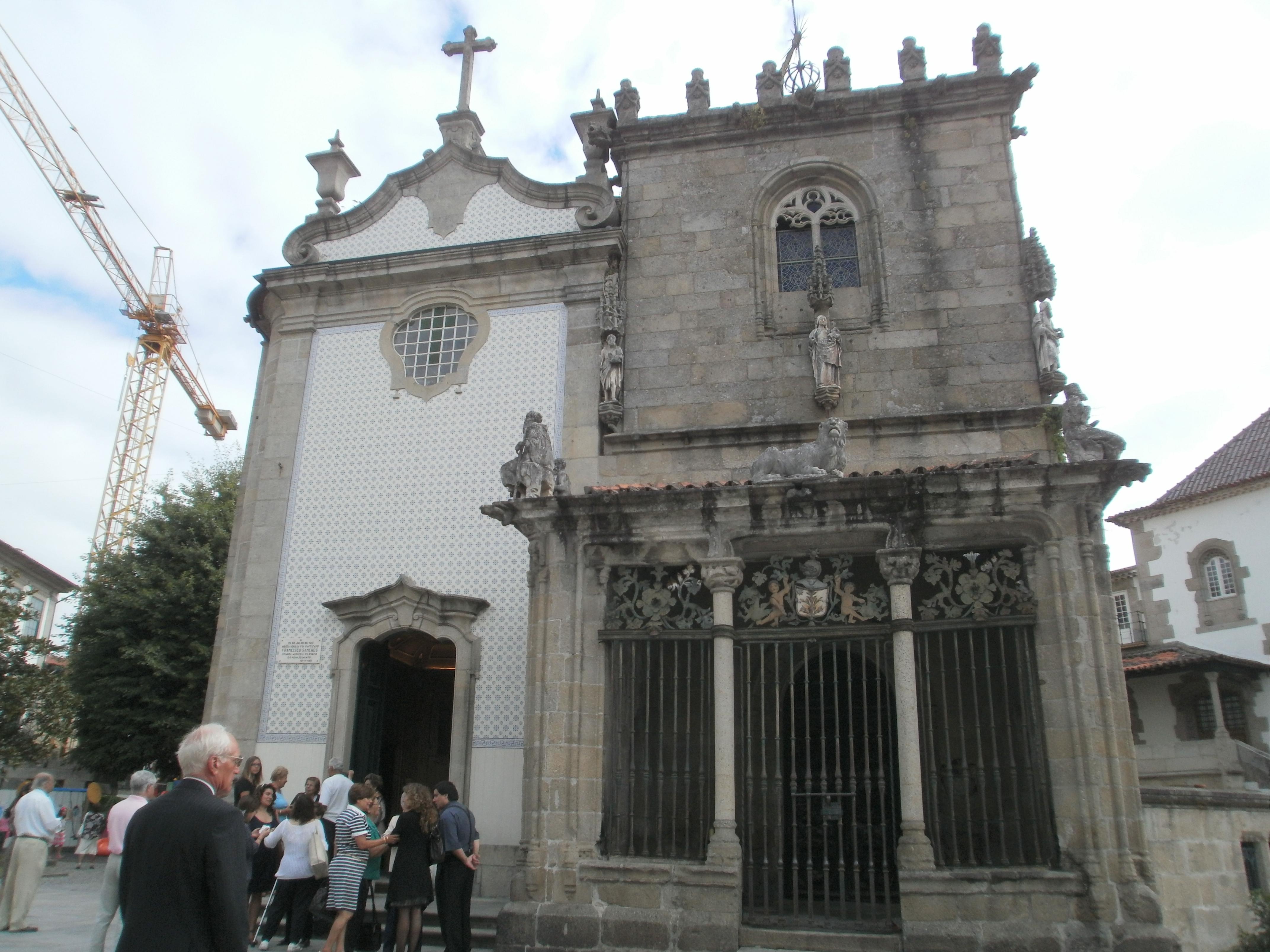 Iglesia de São João do Souto, por 2 pekes viajeros 